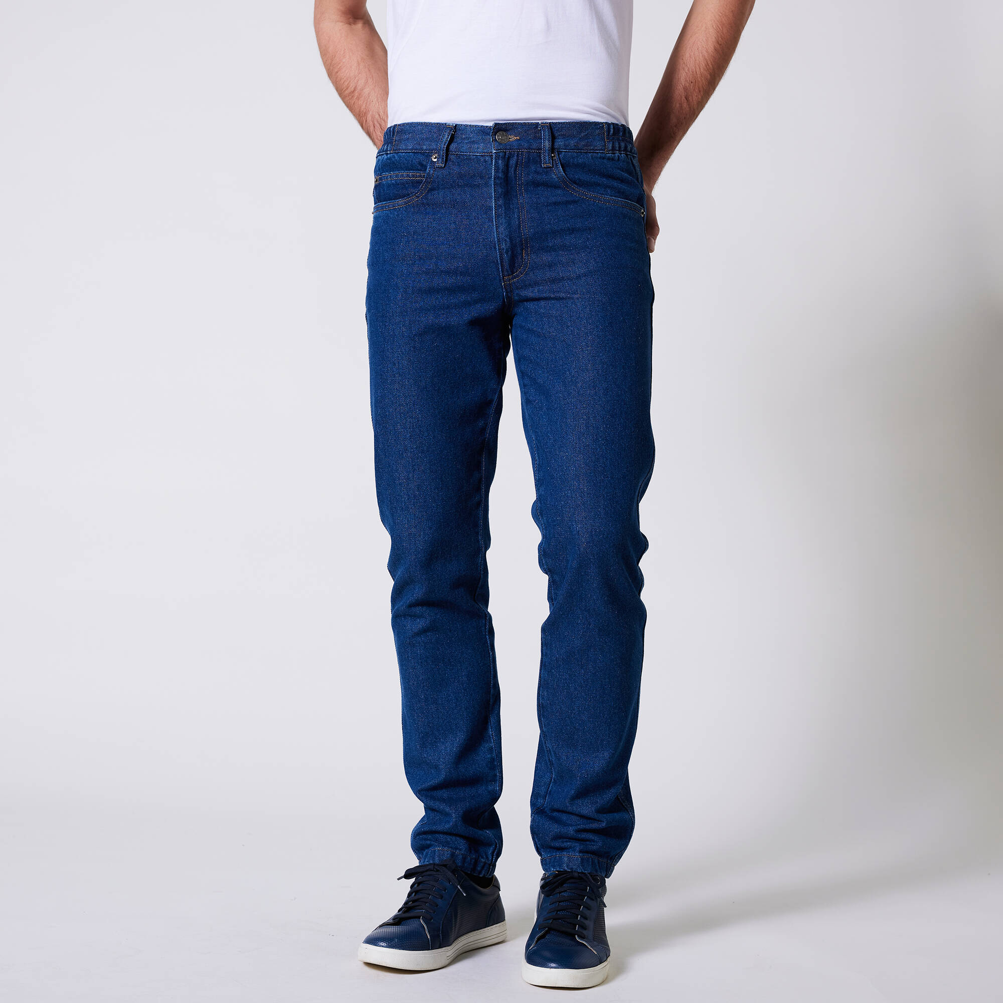 Jean droit ceinture élastiquée c&ocirc;tés - L28