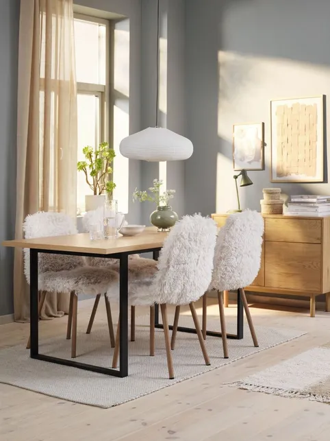 AABENRAA L160 bord varm eg + 4 JONSTRUP stole teddy råhvid