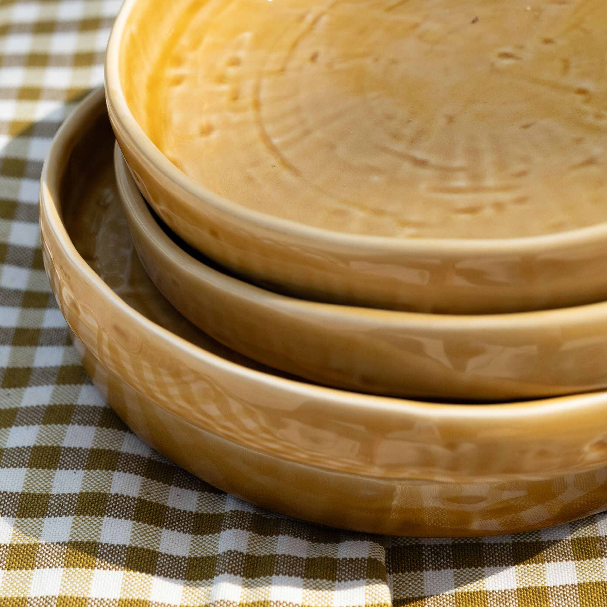 AMARELLO - Assiette à dessert en grès D18,5cm - jaune argan