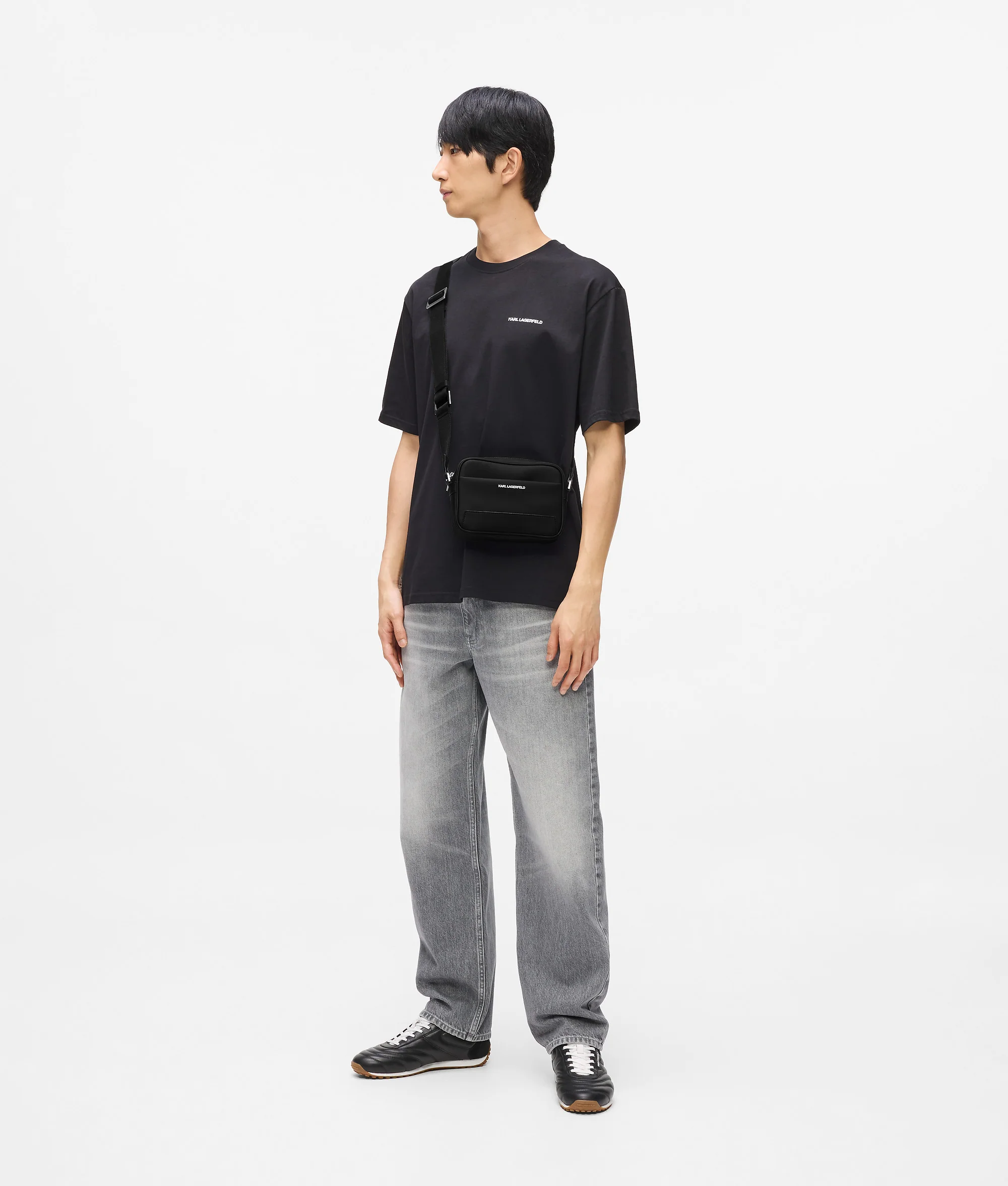 Sac pour appareil photo avec logo minimaliste