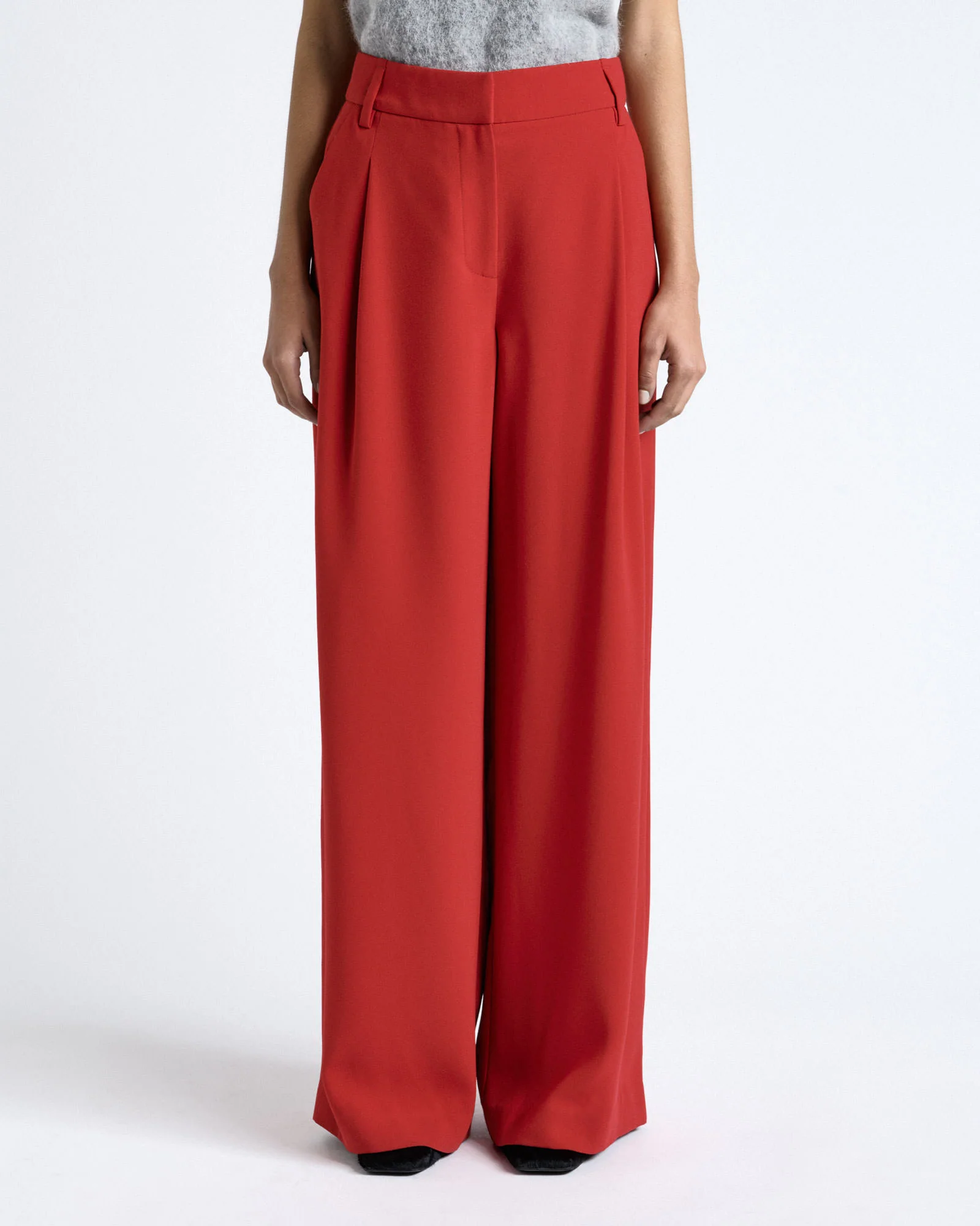 Cherry Crepe Pleat Wide Leg Pant