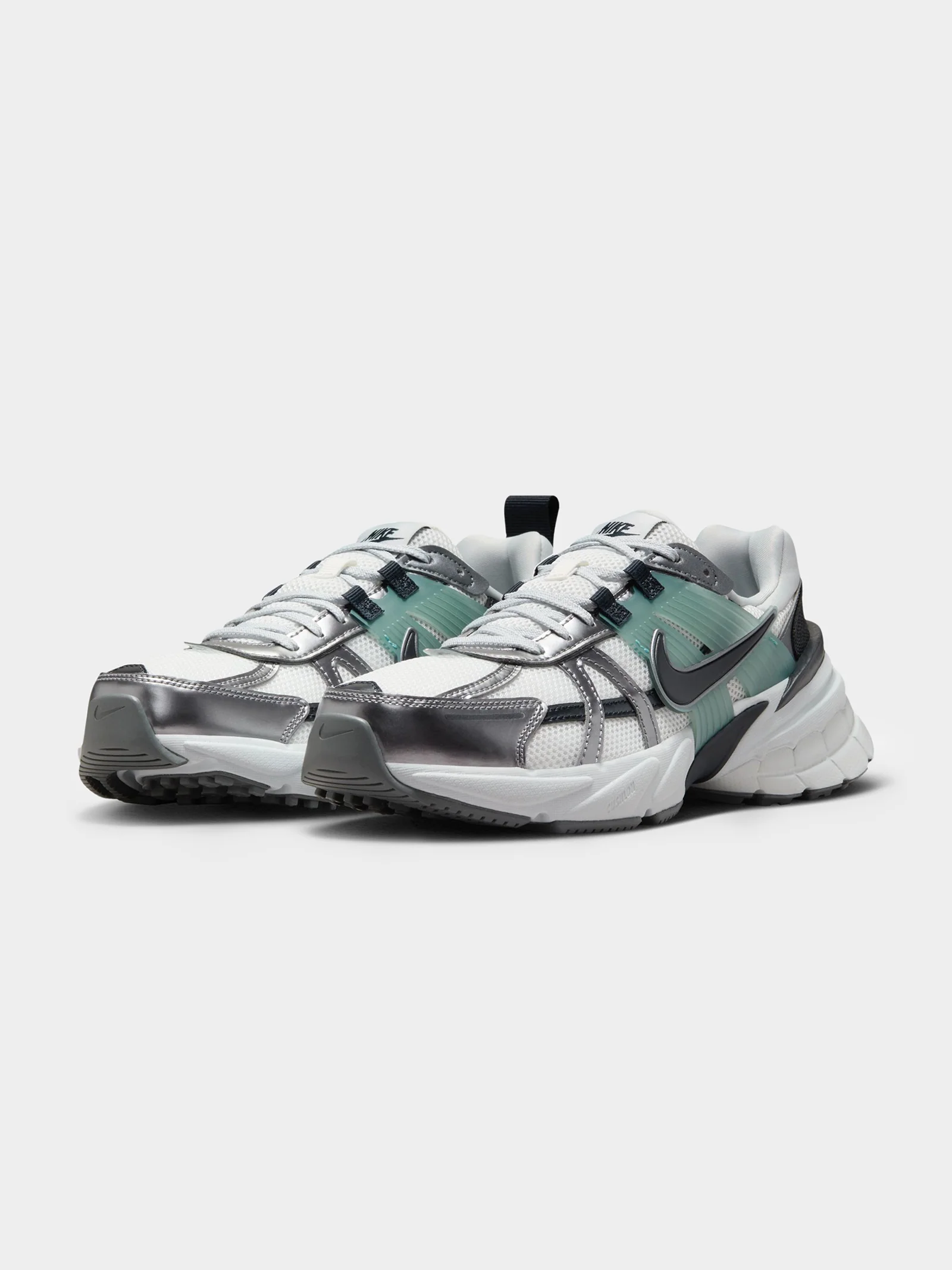 Womens Nike V2K Run