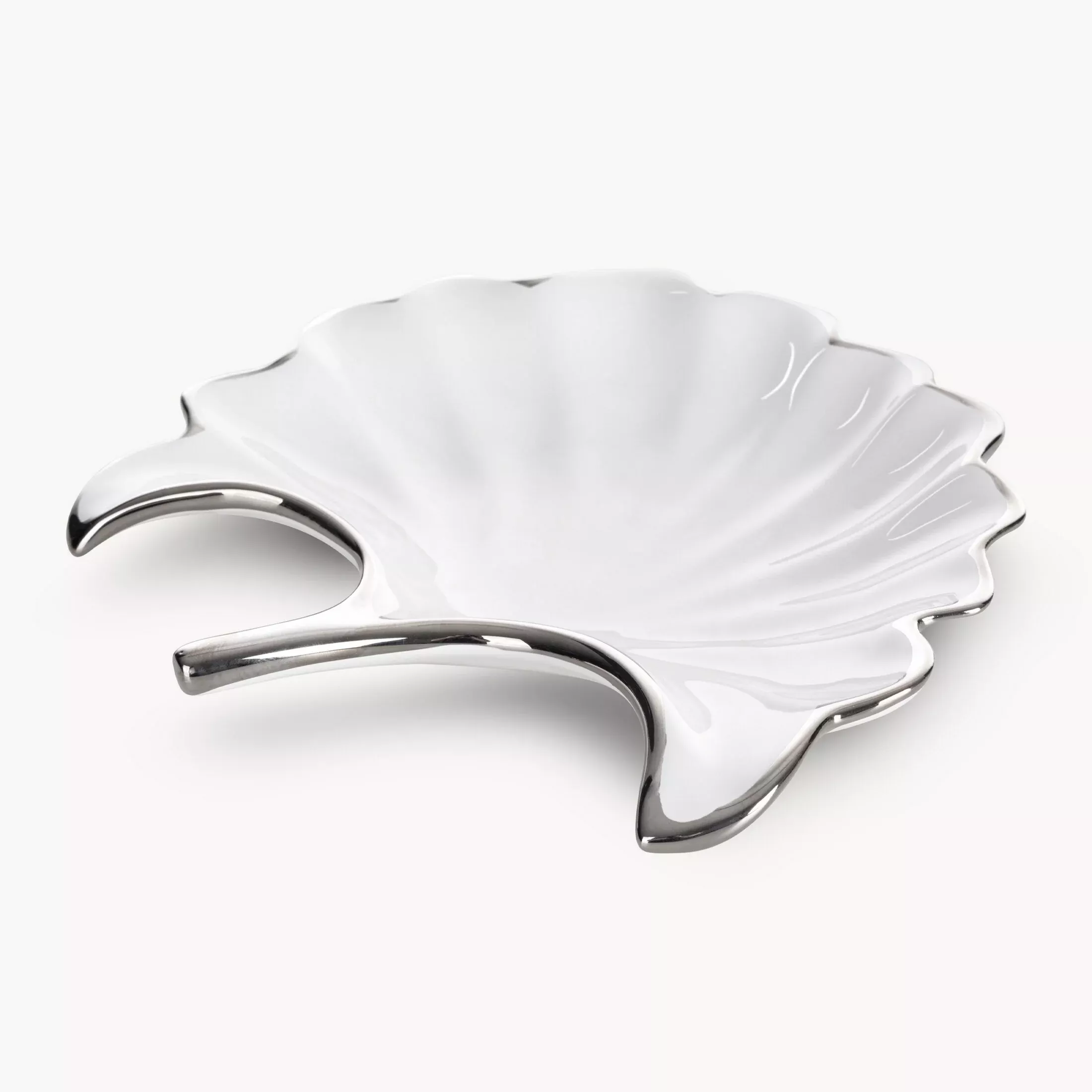 Patera ceramiczna biało-srebrnaw kształcie liścia 21x20x4 cm ABBI