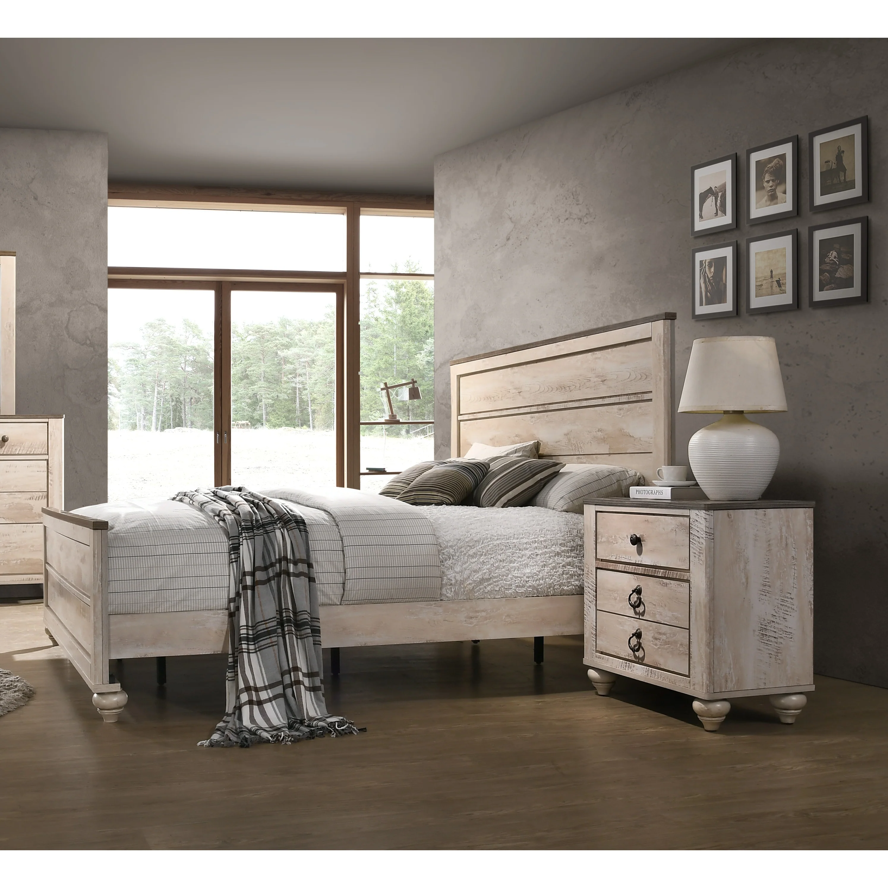 Roundhill Furniture Imerland Contemporary White Wash Finish 3-Piece Bedroom Set