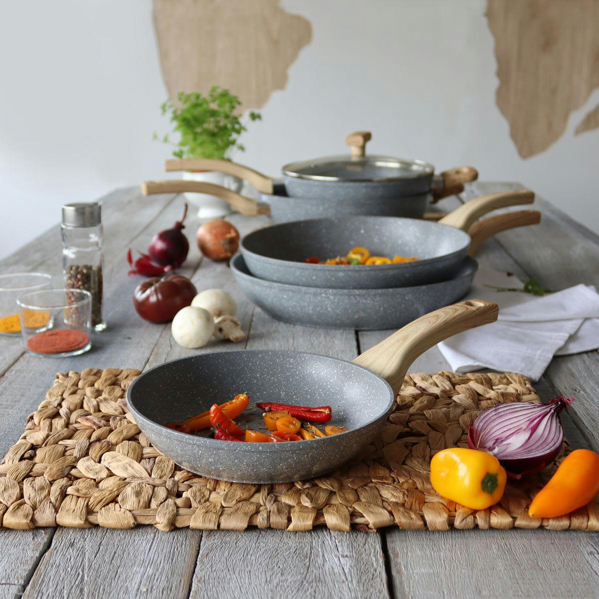 CANNELLE - Poêle en aluminium Ø20cm  - compatible induction