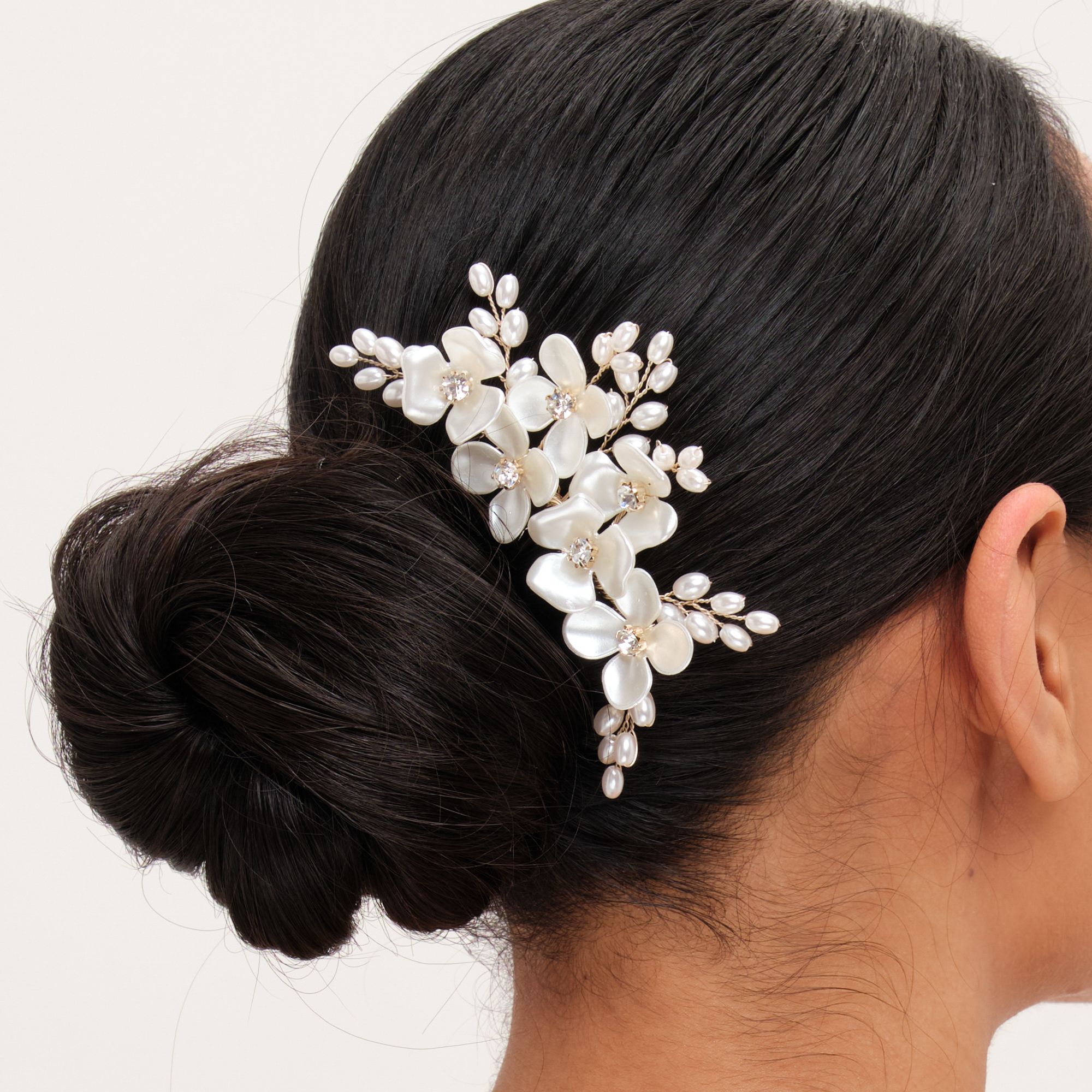 Jon Richard Gold Plated White Floral And Crystal Hair Comb