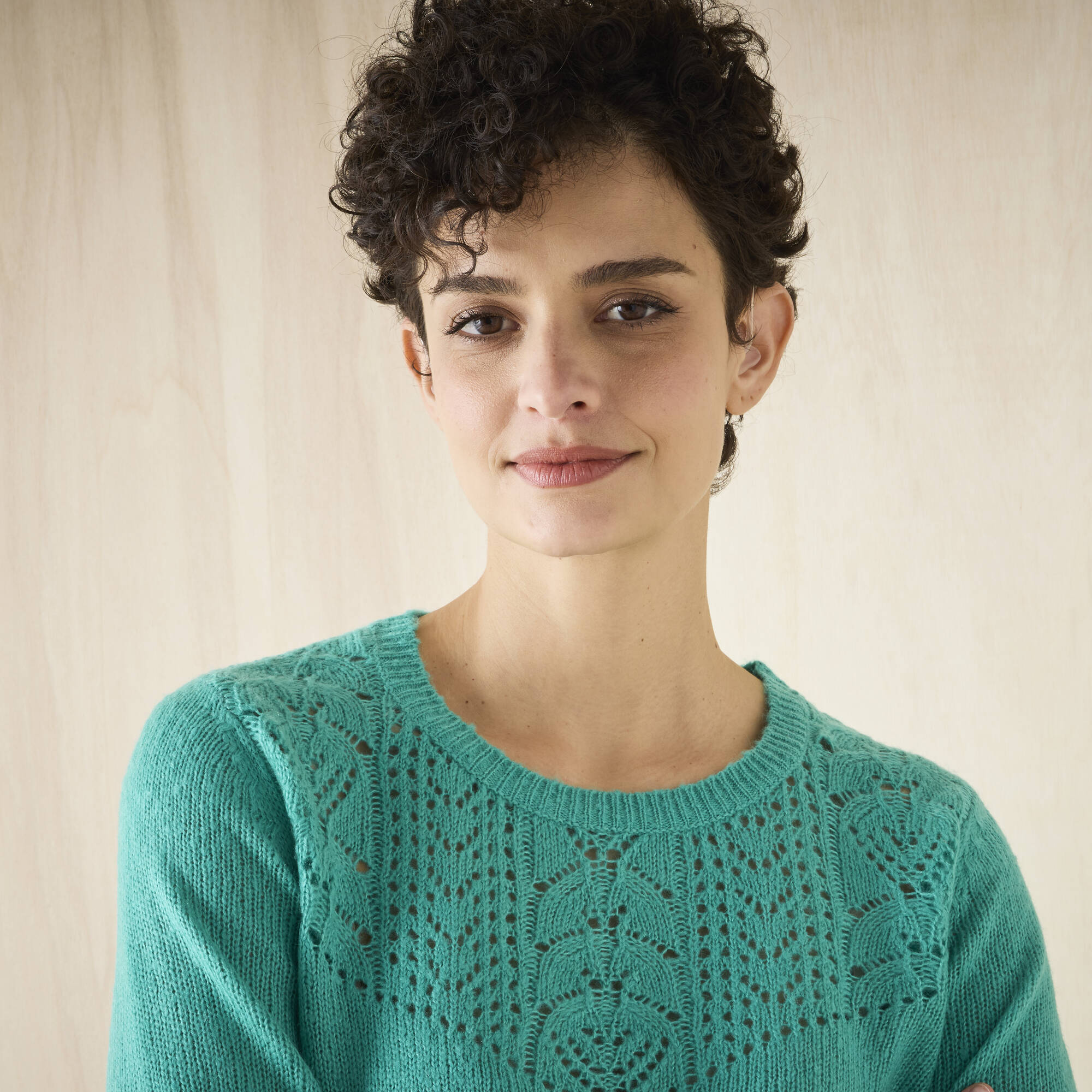 Pull col rond maille ajourée, toucher doux