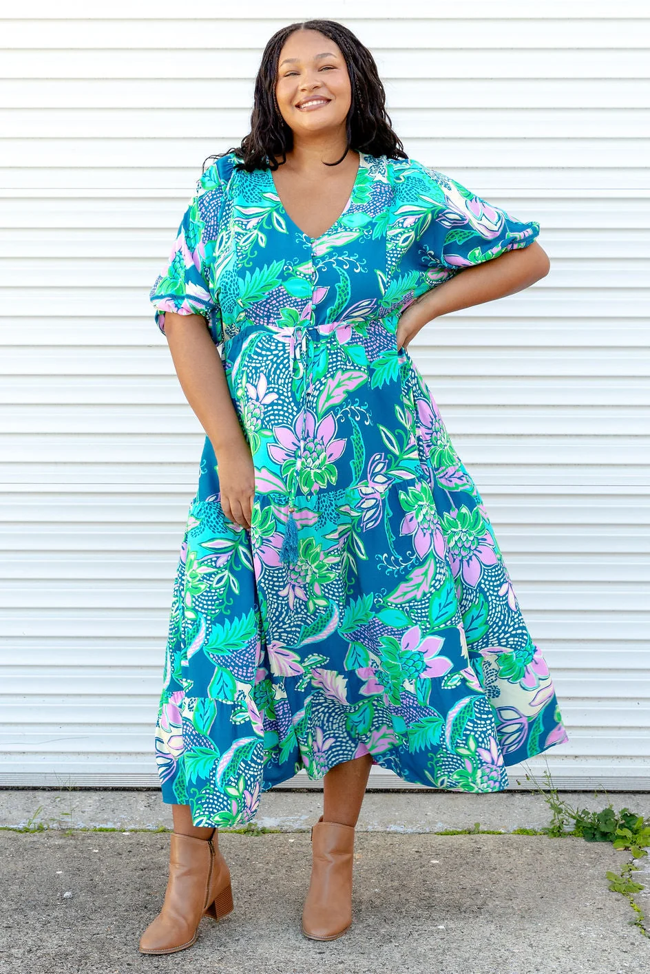 Addison Dress in Kosum Pink