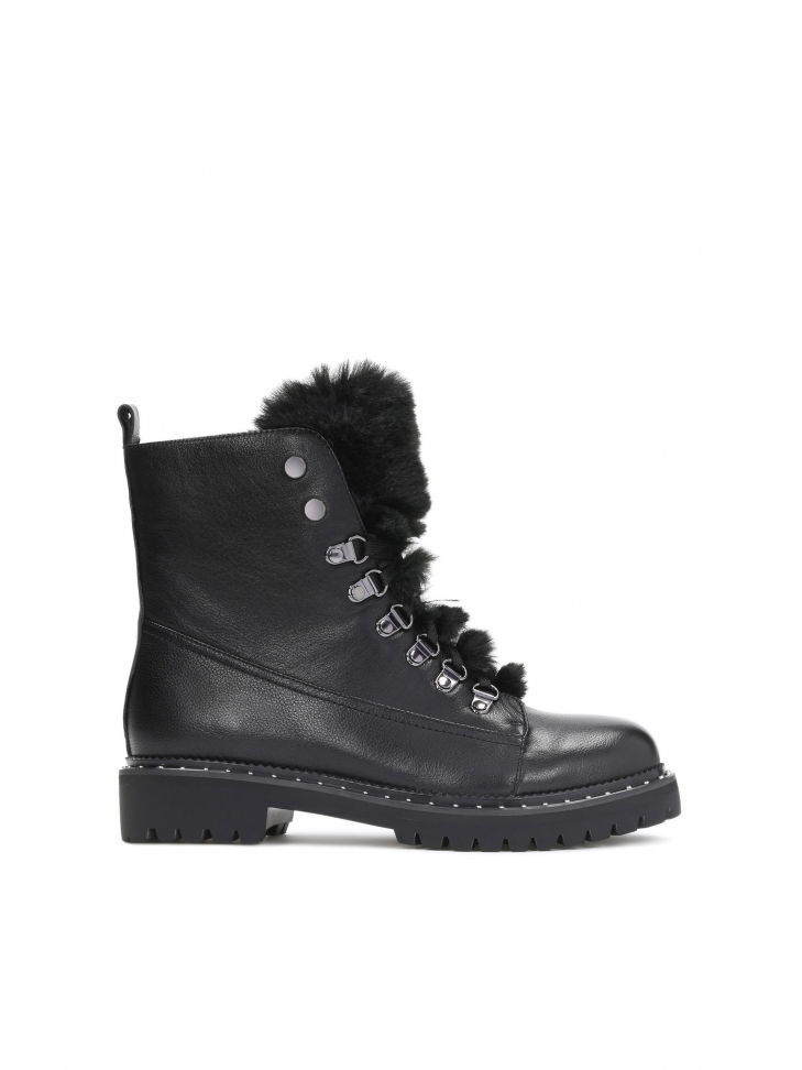 Ladies'white ankle boots