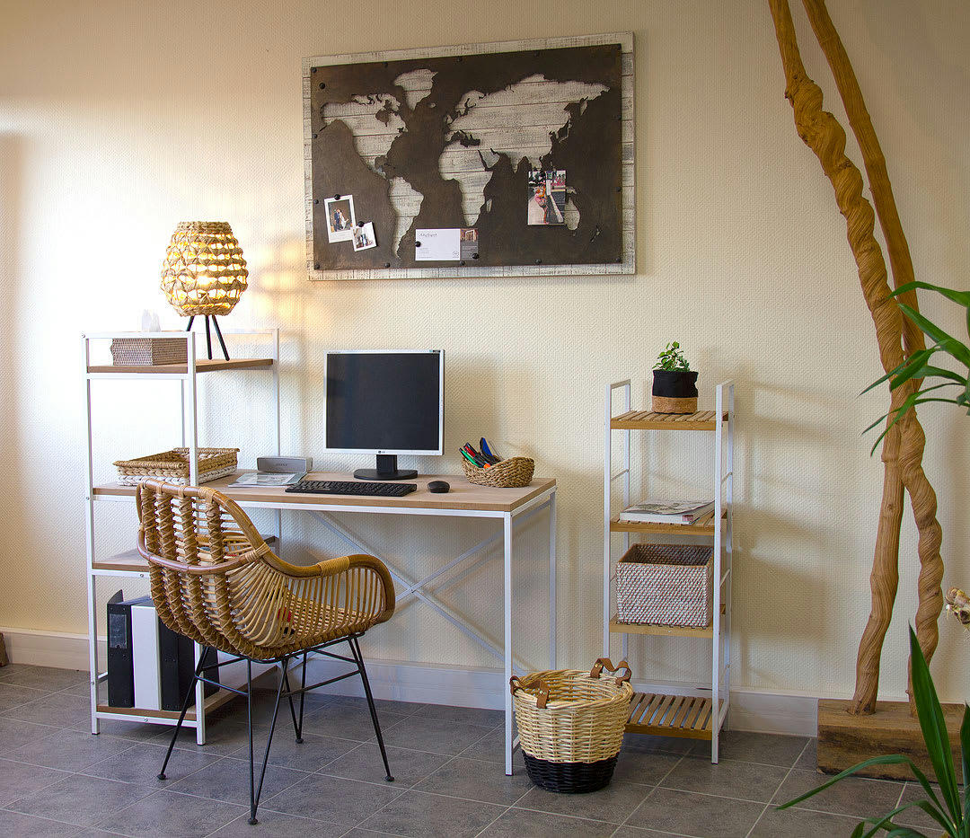 - Bureau en métal et plaquage pin charlie