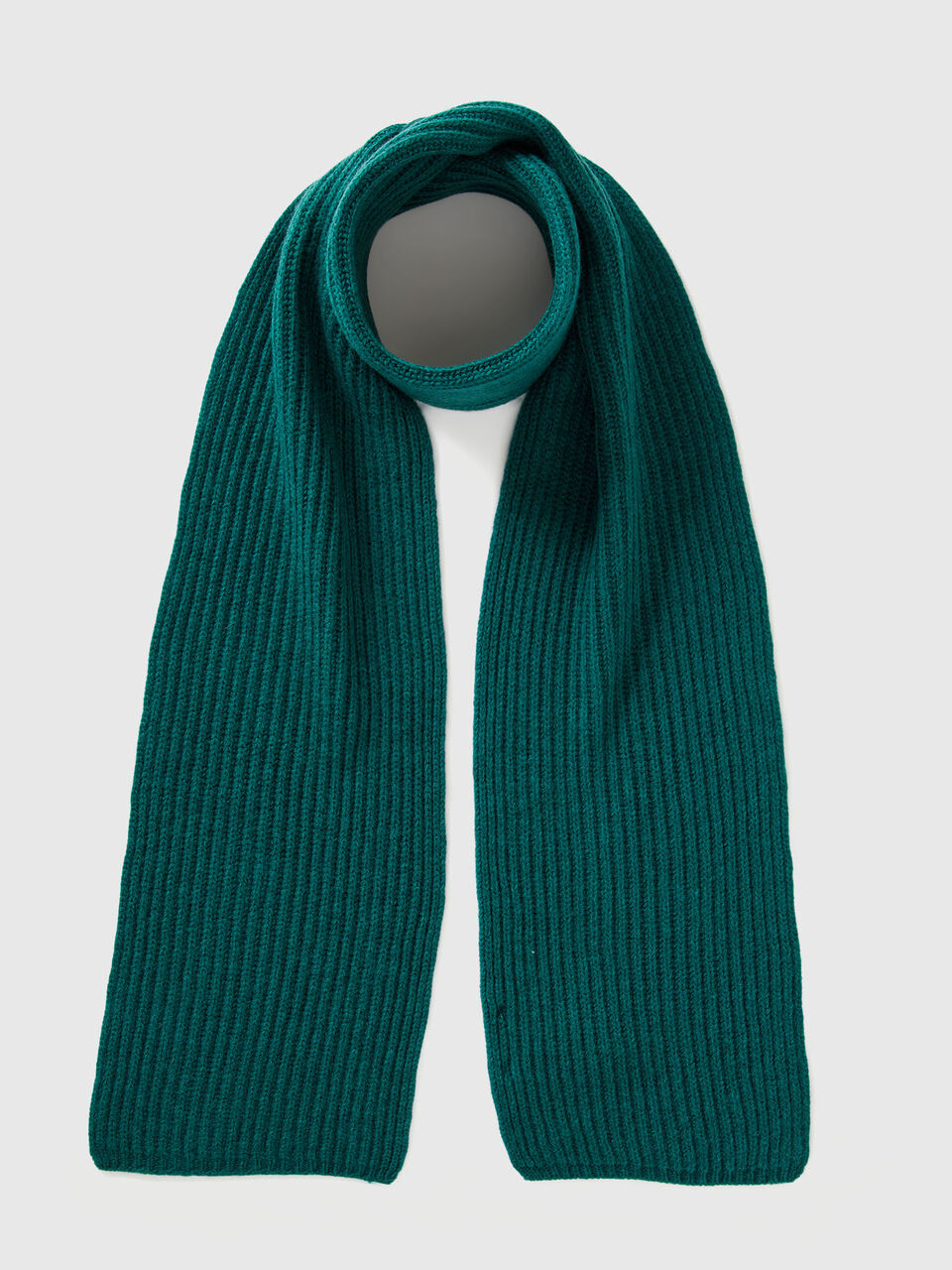 Pure virgin wool scarf