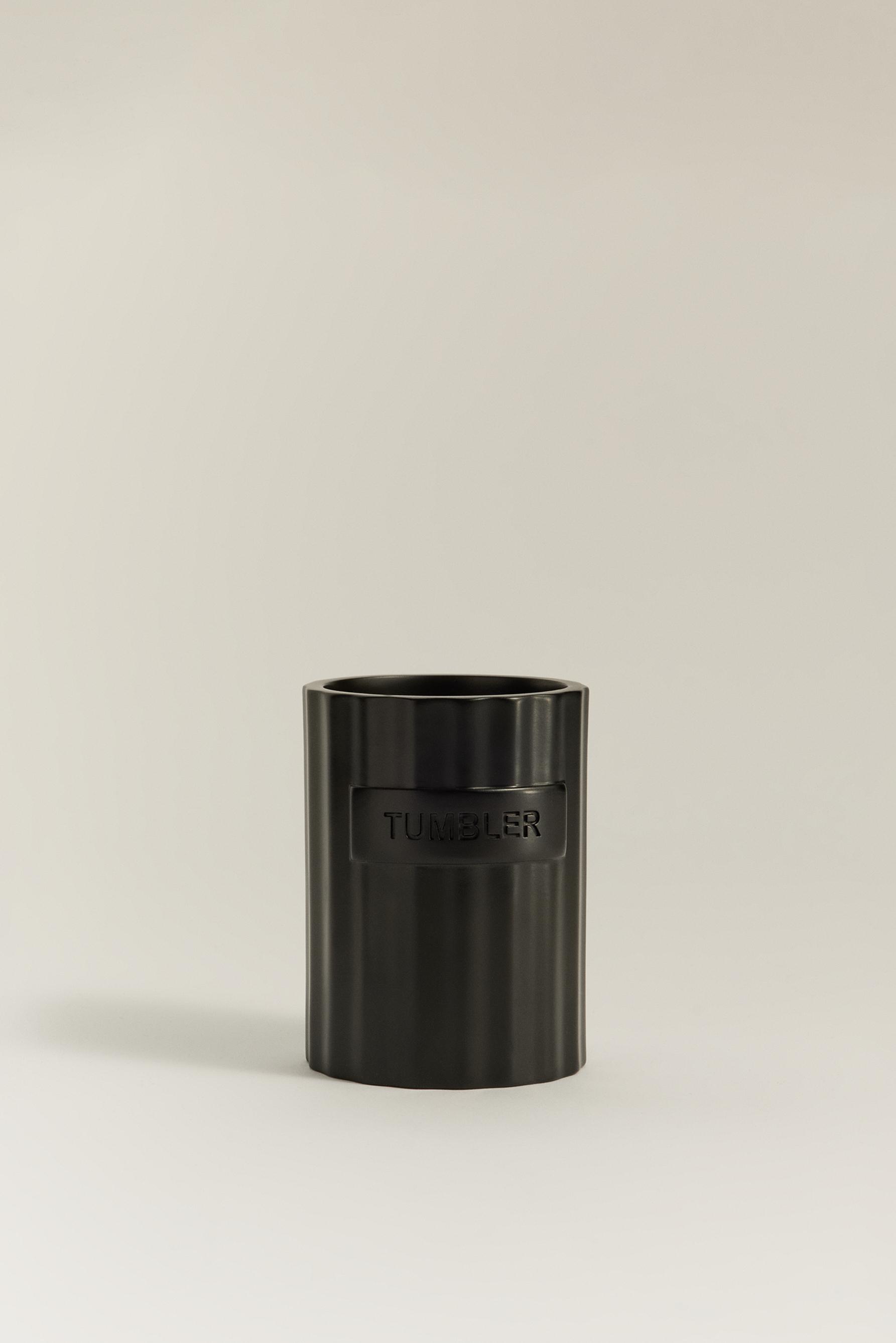Vaso cepillo resina rayada 11 x Ø8 cm.