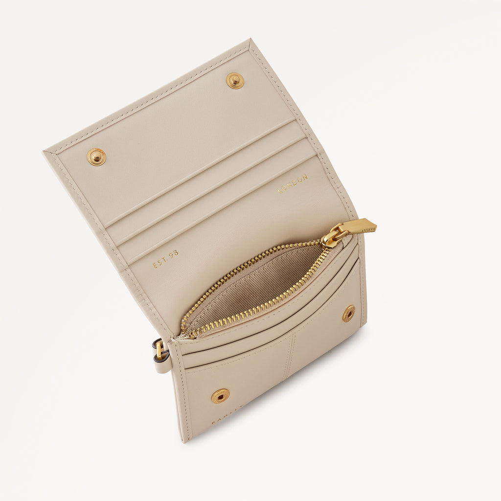 Chilton Grove - Medium Flapover Purse