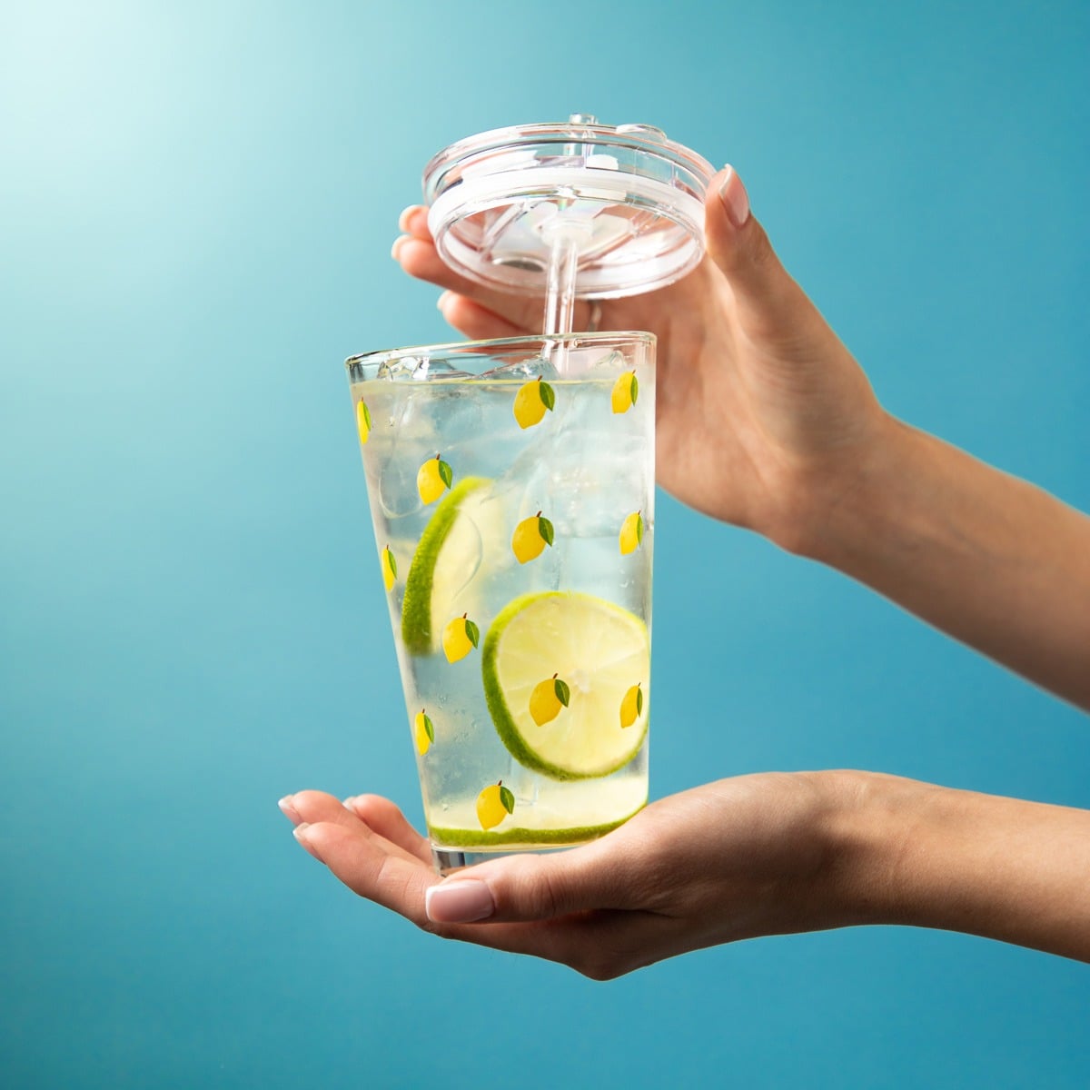 Szklanka EMBO SUMMER ze słomką w cytrynki 0,4 l