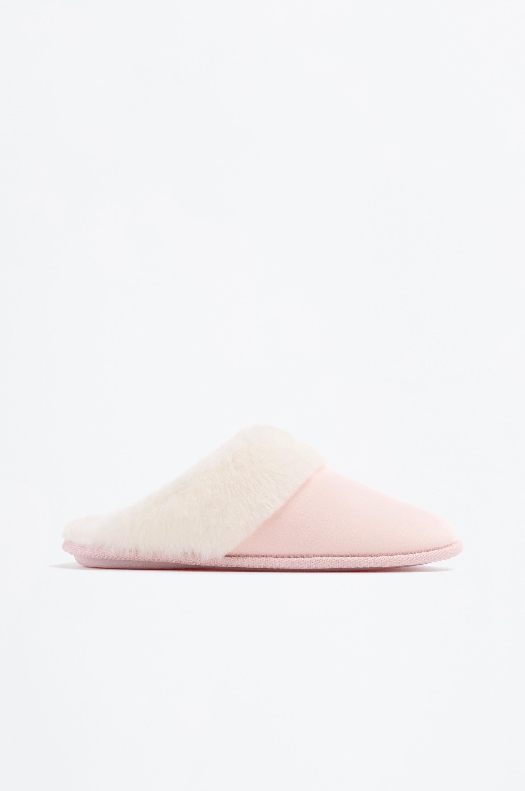 Zapatilla de casa