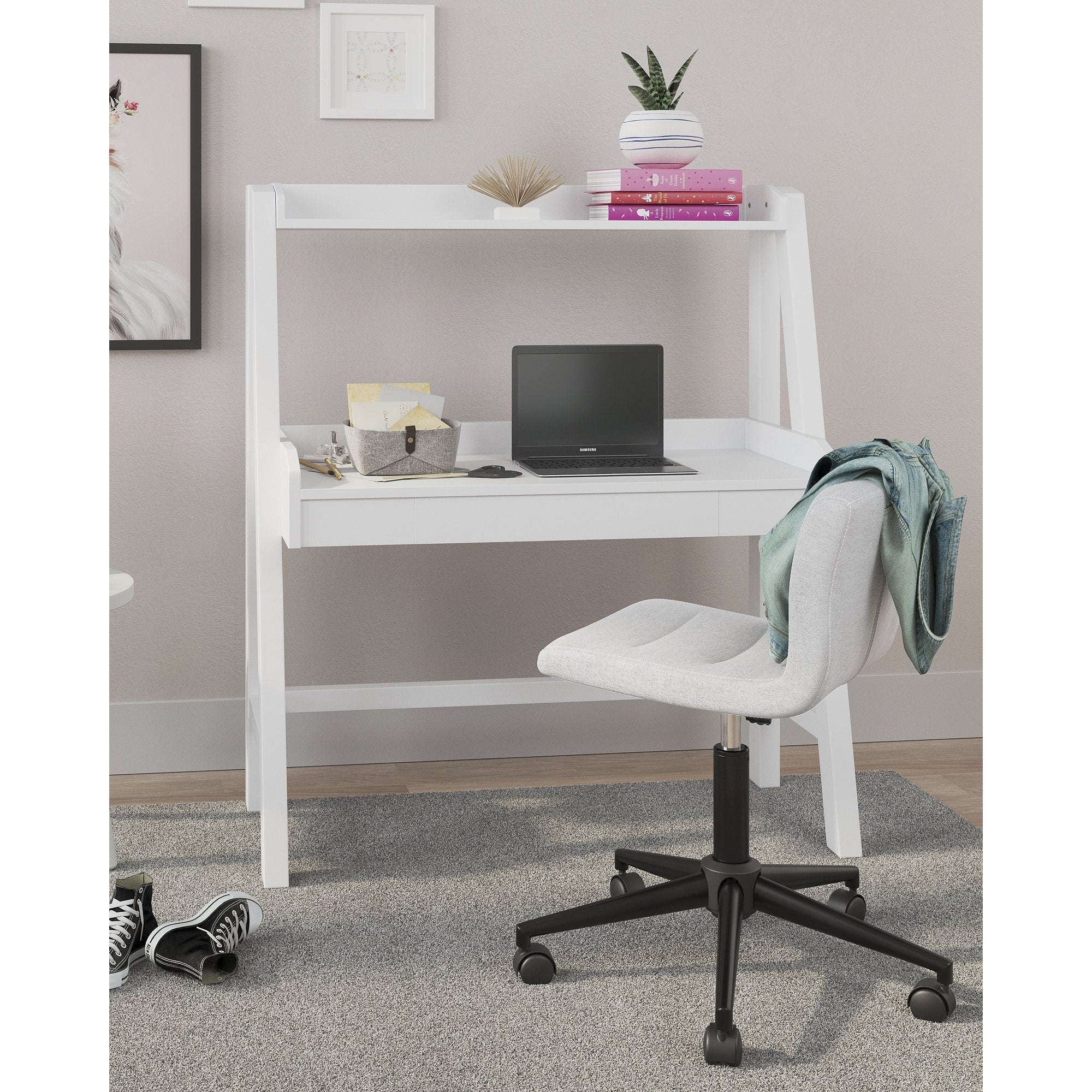 Blariden White Desk with Hutch - 40W x 18D x 45H