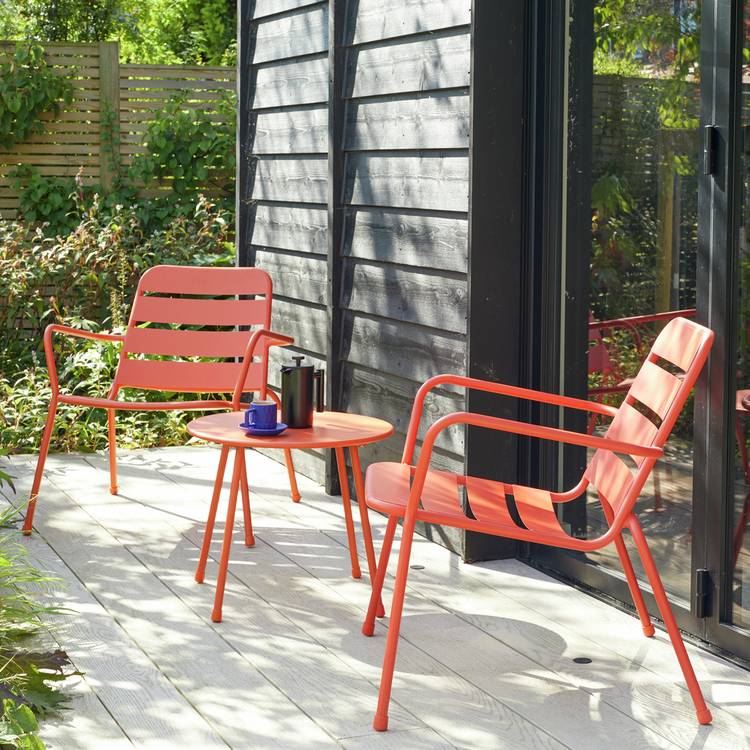 Habitat Annika 2 Seater Metal Garden Bistro Set - Red
