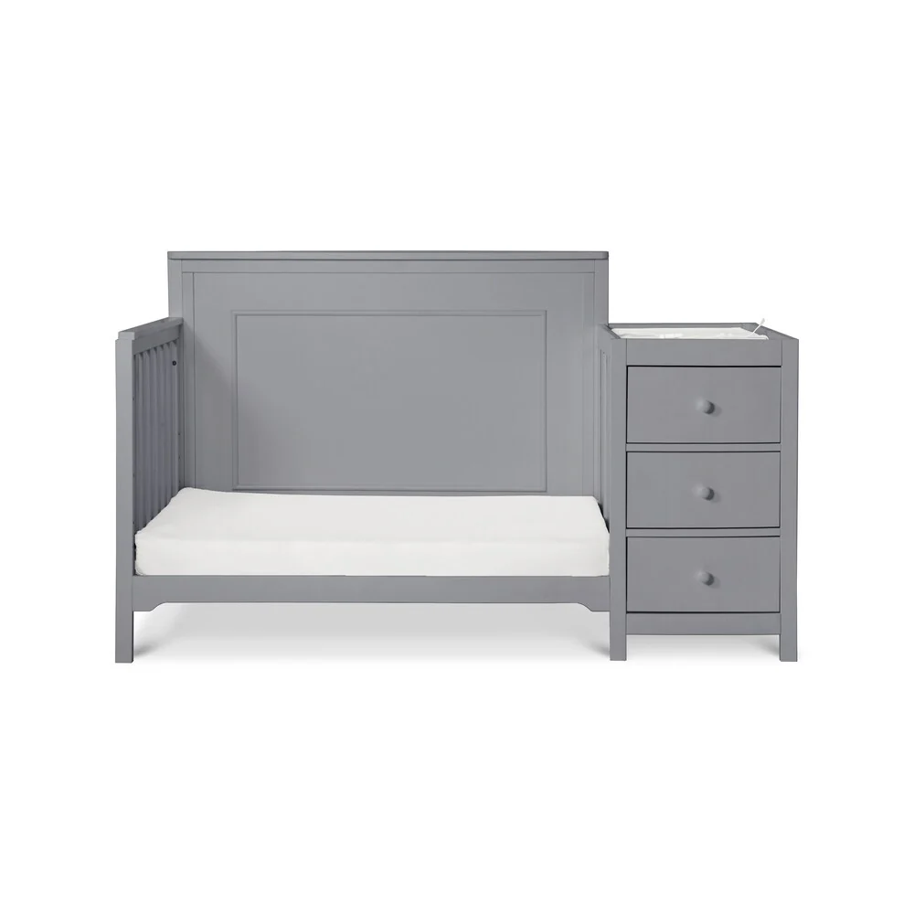 Carter's by Davinci Dakota 4-in-1 Crib and Changer Combo