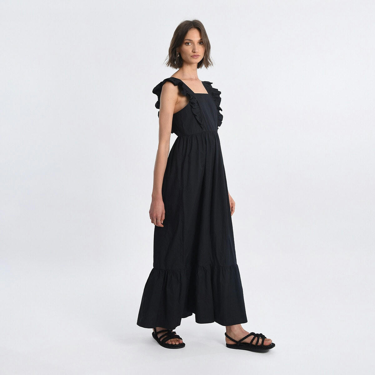 Robe longue encolure carré avec volants