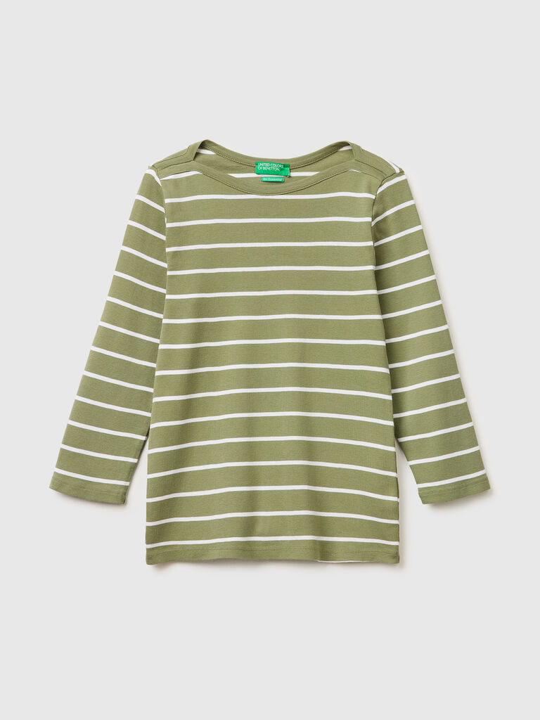 Striped t-shirt with boat neck