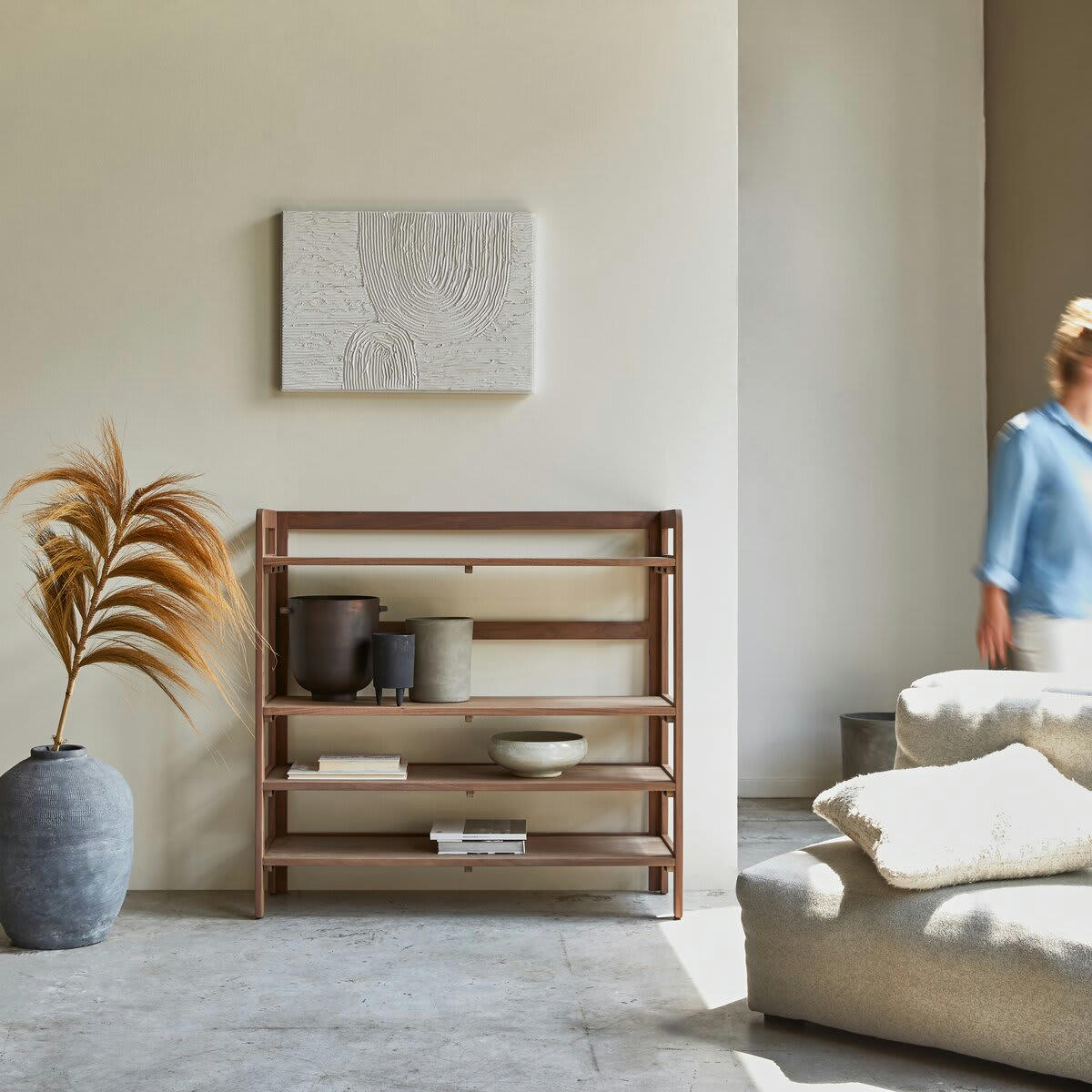 ESMÉE - Console haute en noyer