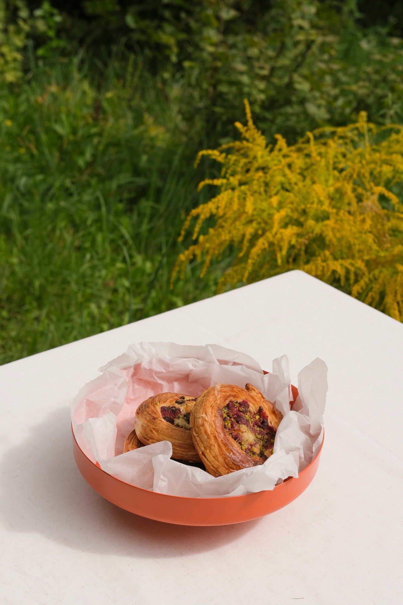 noo.ma VILU Stalen kom - Orange Peel