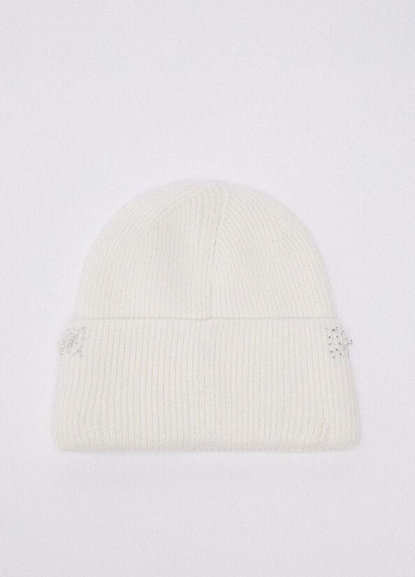 Berretto in maglia con perle
