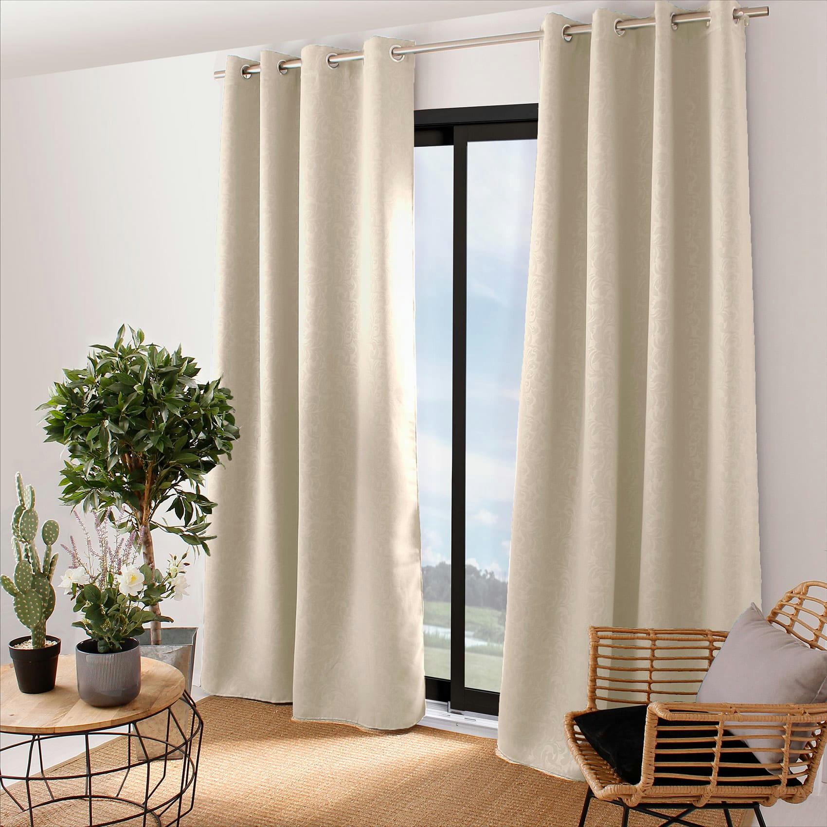 - Rideau occultant à motifs tons sur tons 8 oeillets ivoire