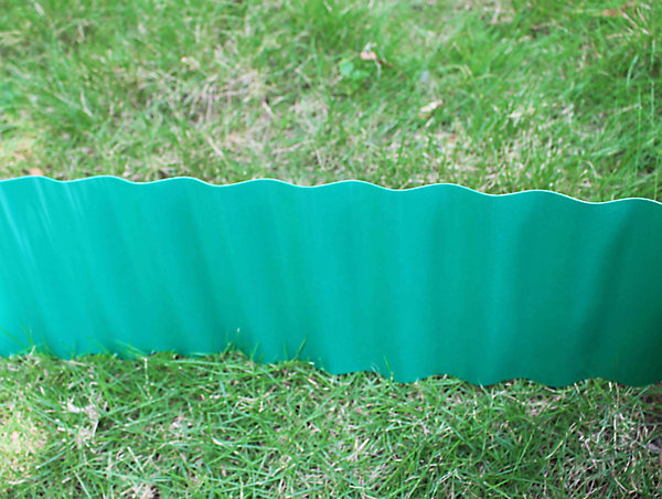 Bordure pour gazon en PVC vert anti-UV Blooma L.9m x H.15 cm