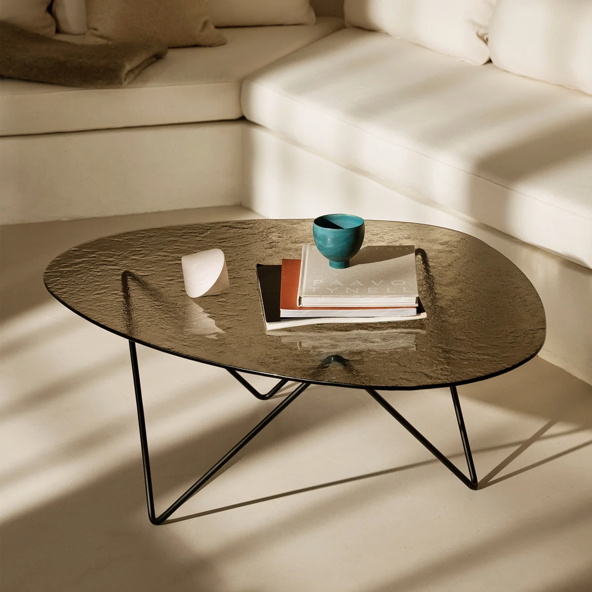 Gubi - Pedrera Couchtisch