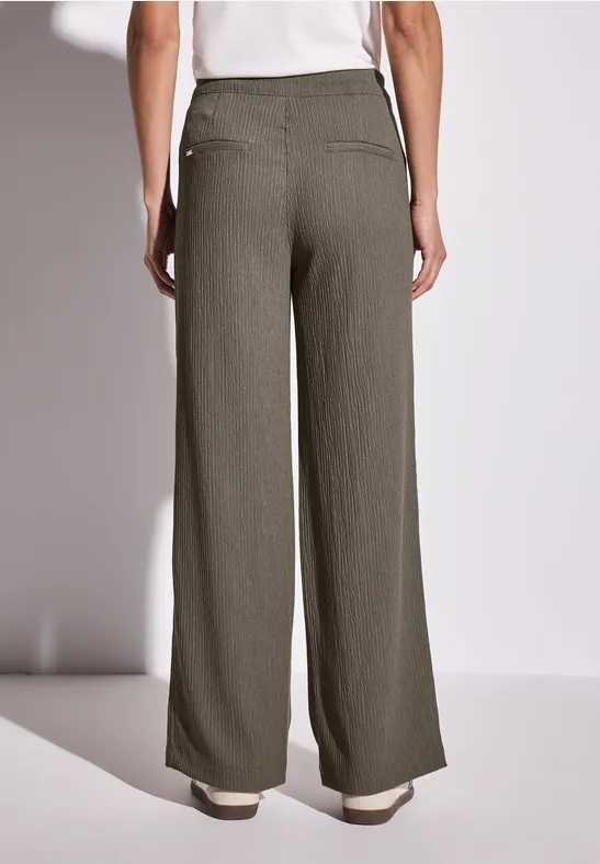 Wide Leg Hose mit Struktur