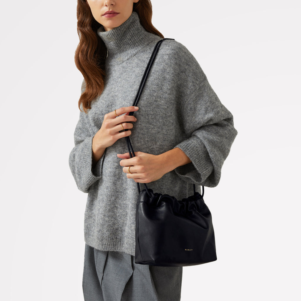 Blake Mews - Medium Open Top Cross Body Bag