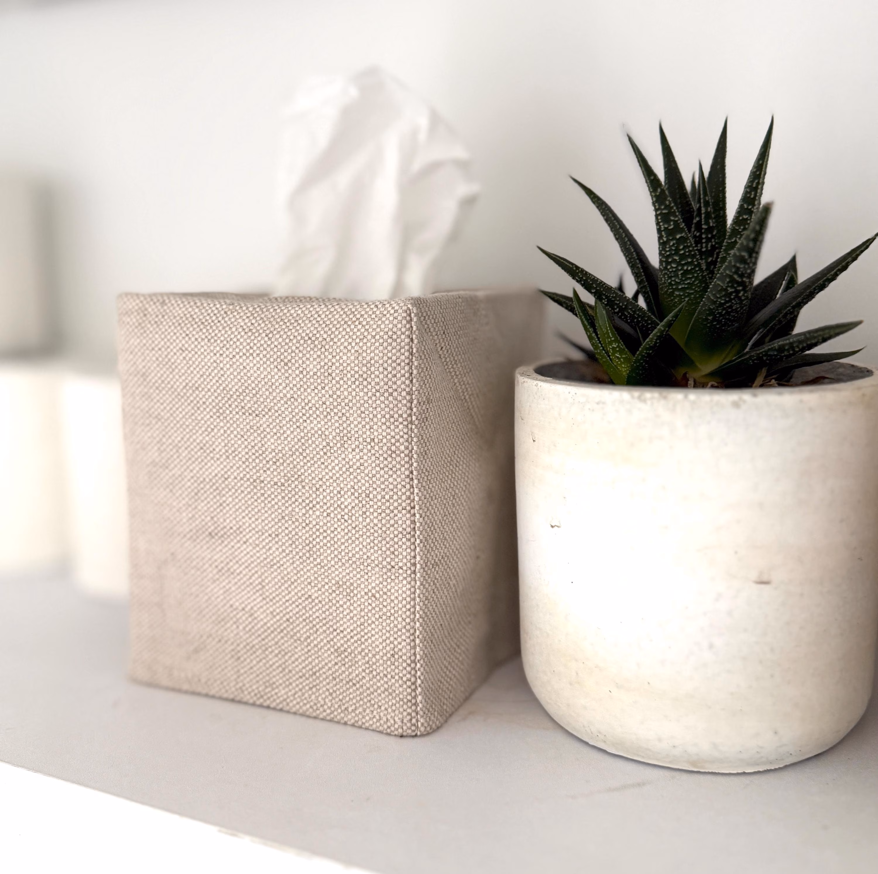 linen tissue cover- oatmeal