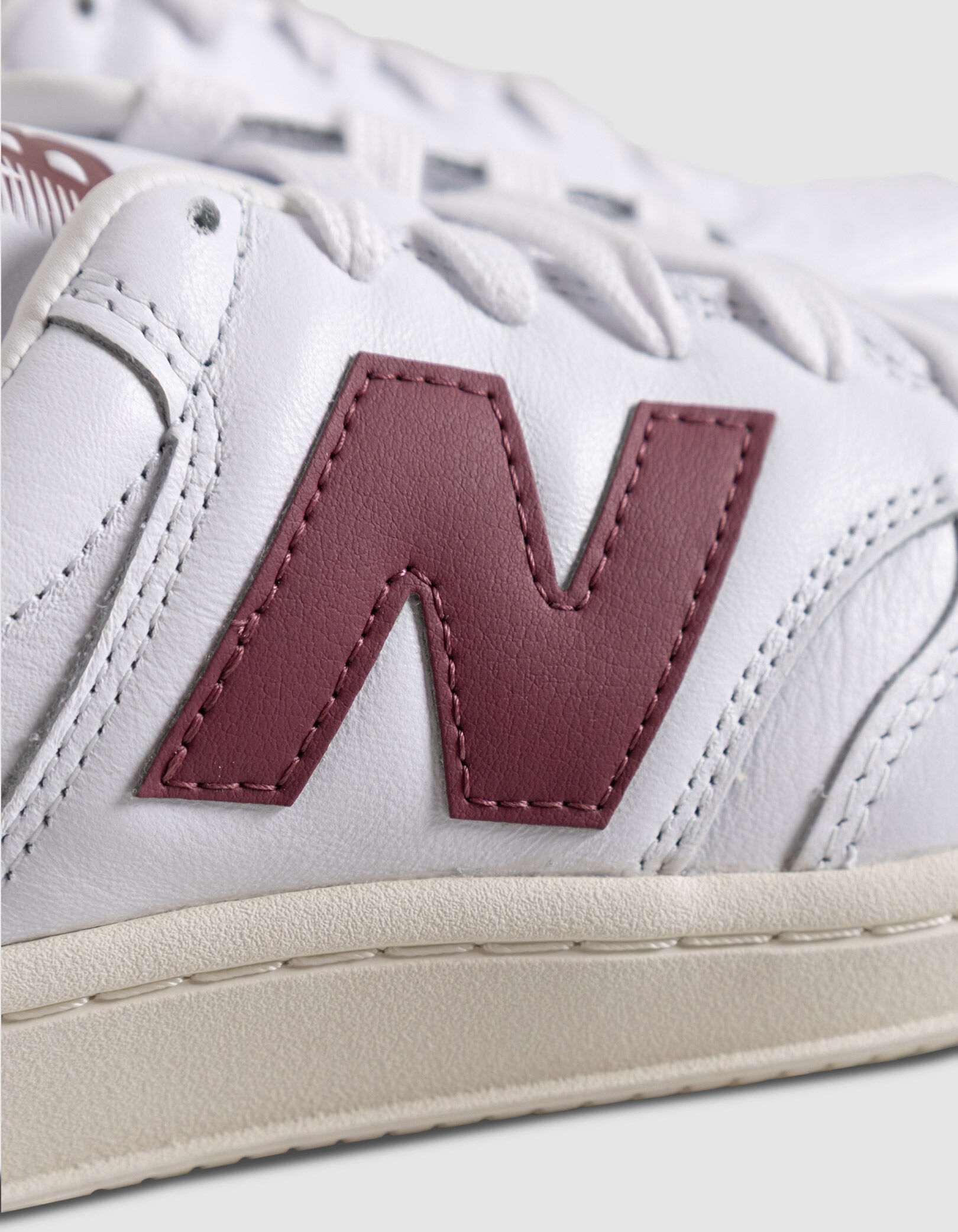 Baskets blanches NEW BALANCE T500 Homme