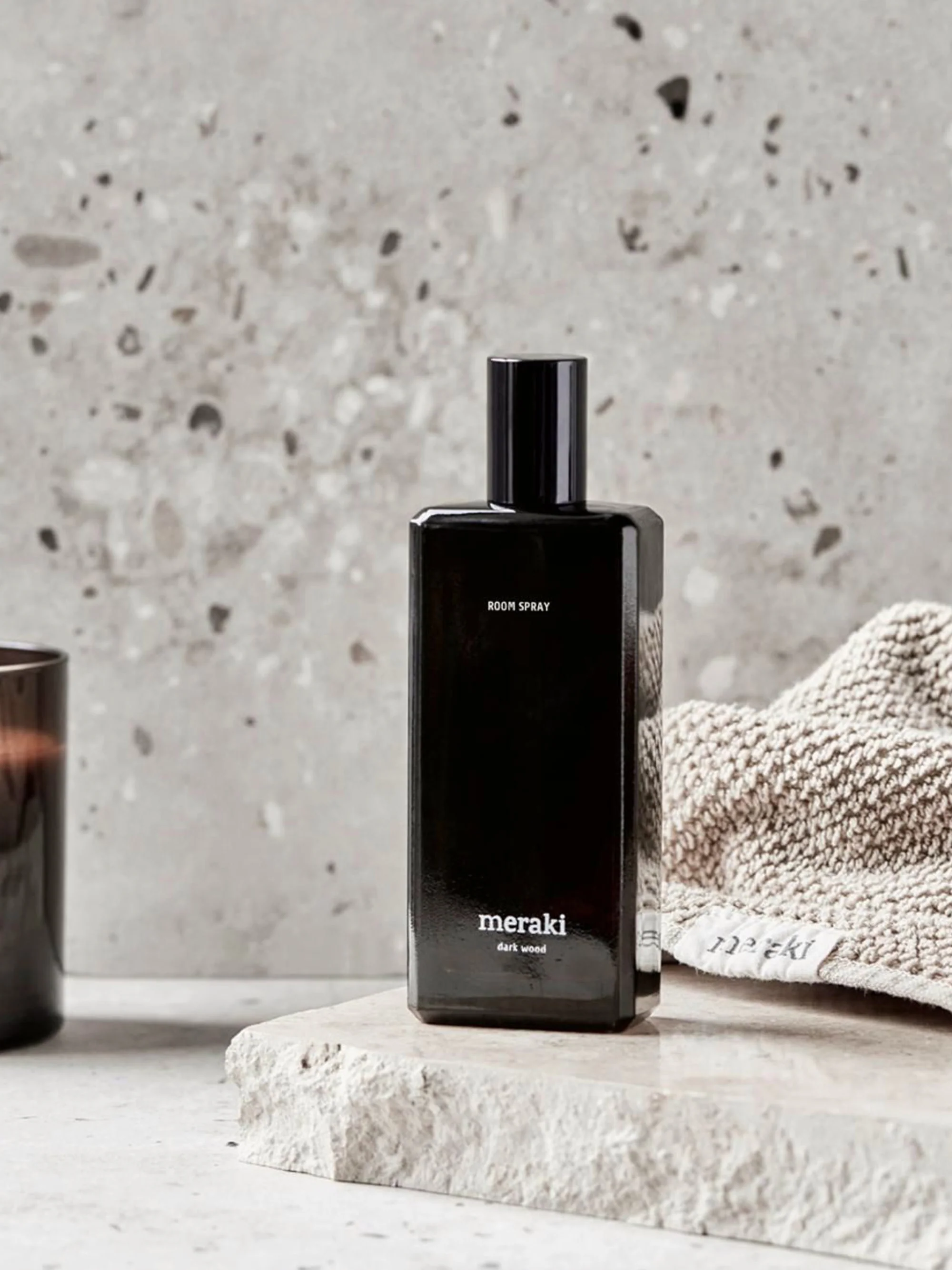 Raumspray Dark Wood (Rum, Muskat, Sandelholz)