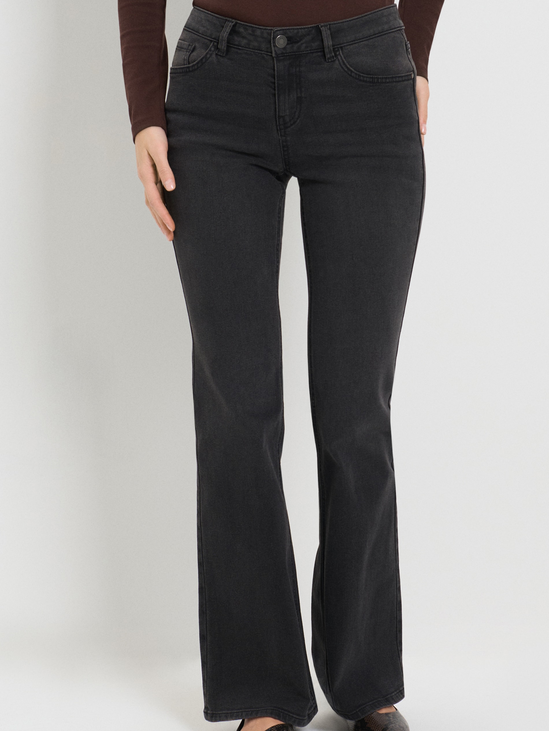 Jeansy flare low waist