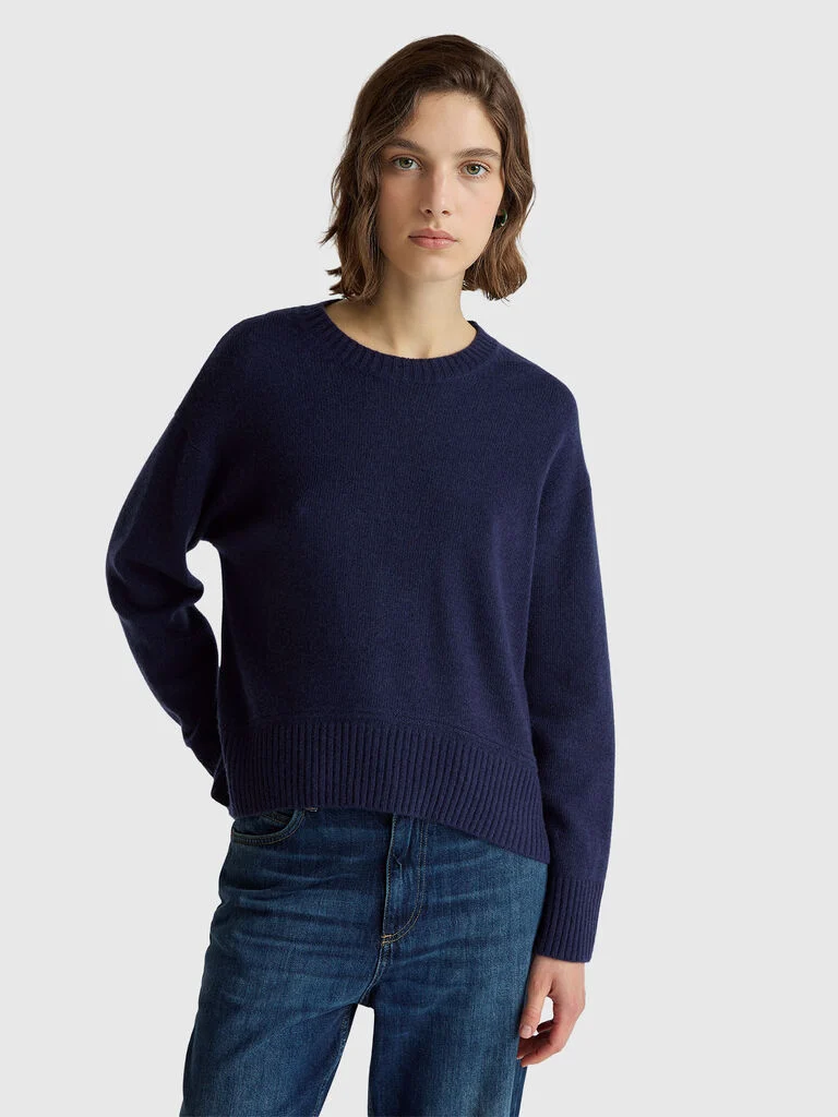 Boxy fit sweater in wool blend