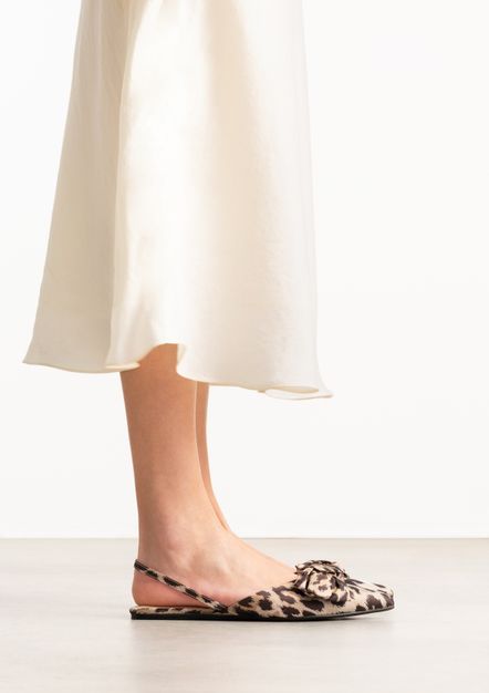 Leopard slingbacks met strik