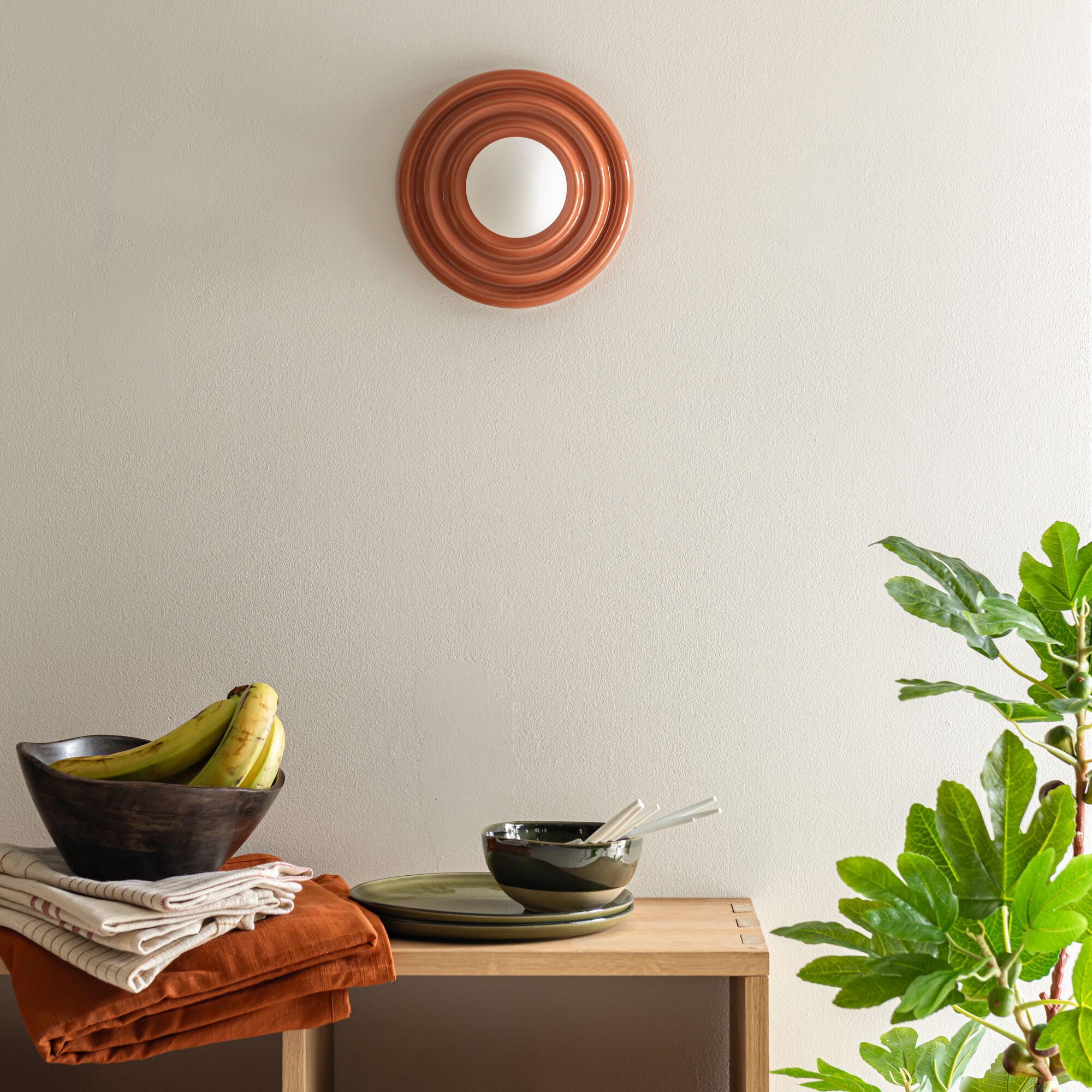 LIPPUS - Applique murale électrifiée en grès - D24cm terracotta