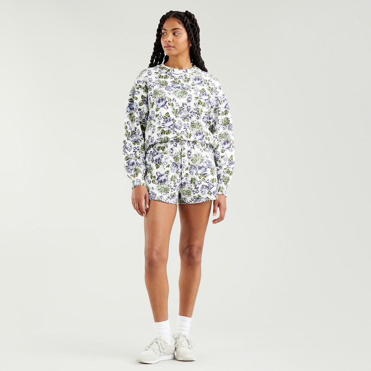 Short fleuri