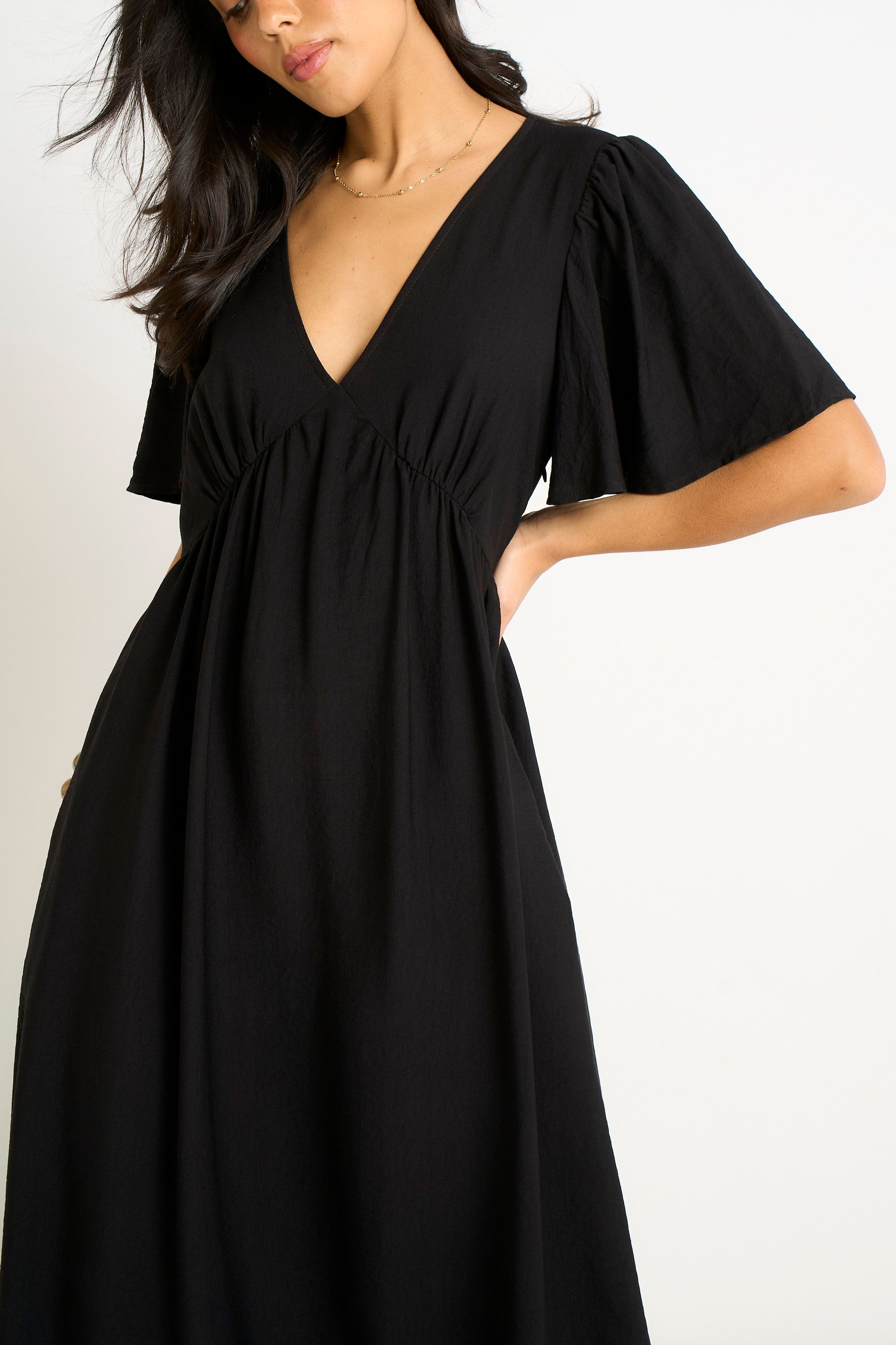 Gini London Black V Neck Angle Sleeves Skater Maxi Dress