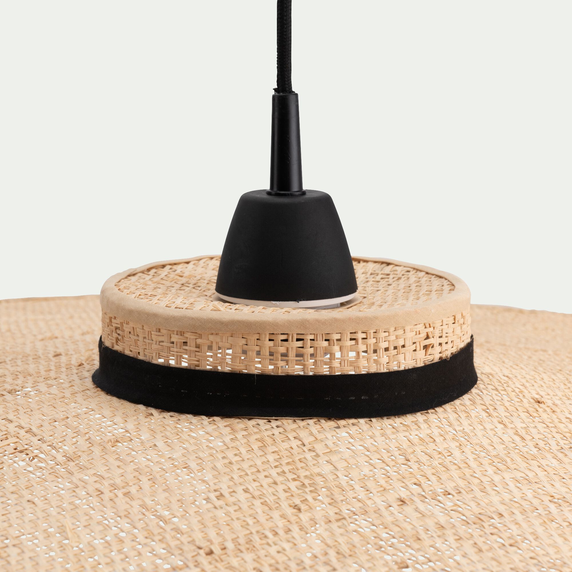CAPEU - Suspension non électrifiée en rabane - naturel D80cm