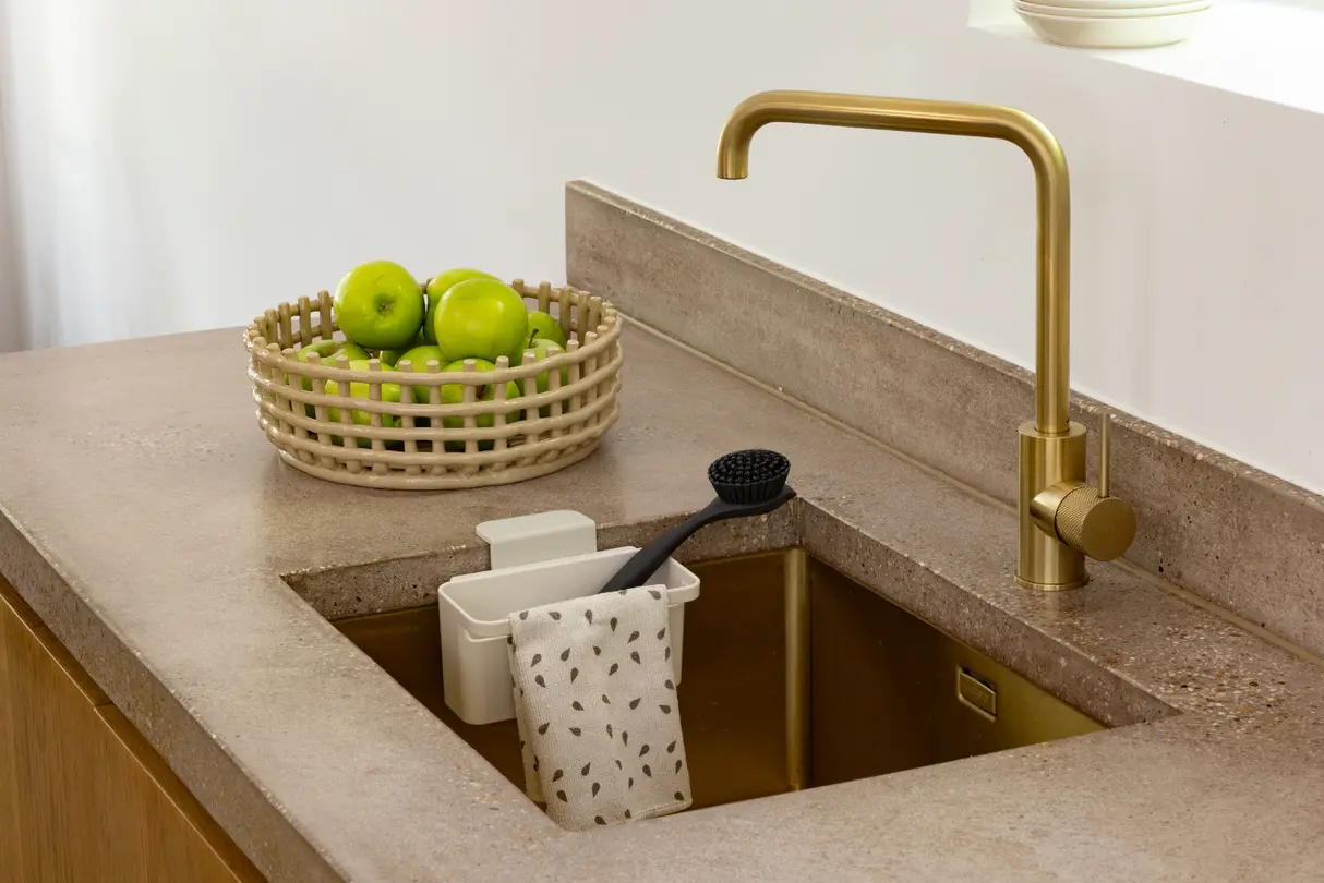 Organizer Sinkside