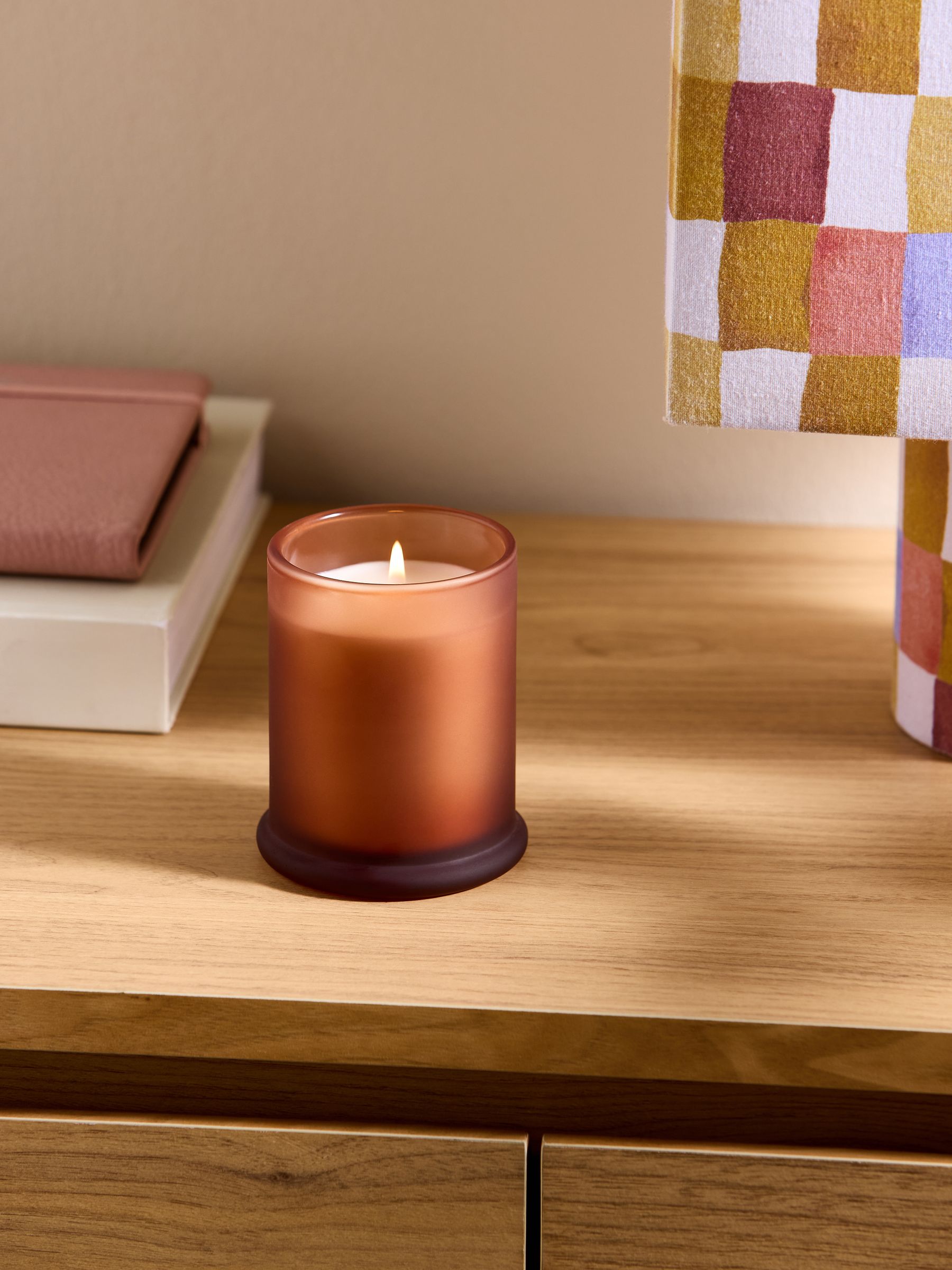 Fragranced Candle in Vetiver and Cedarwood