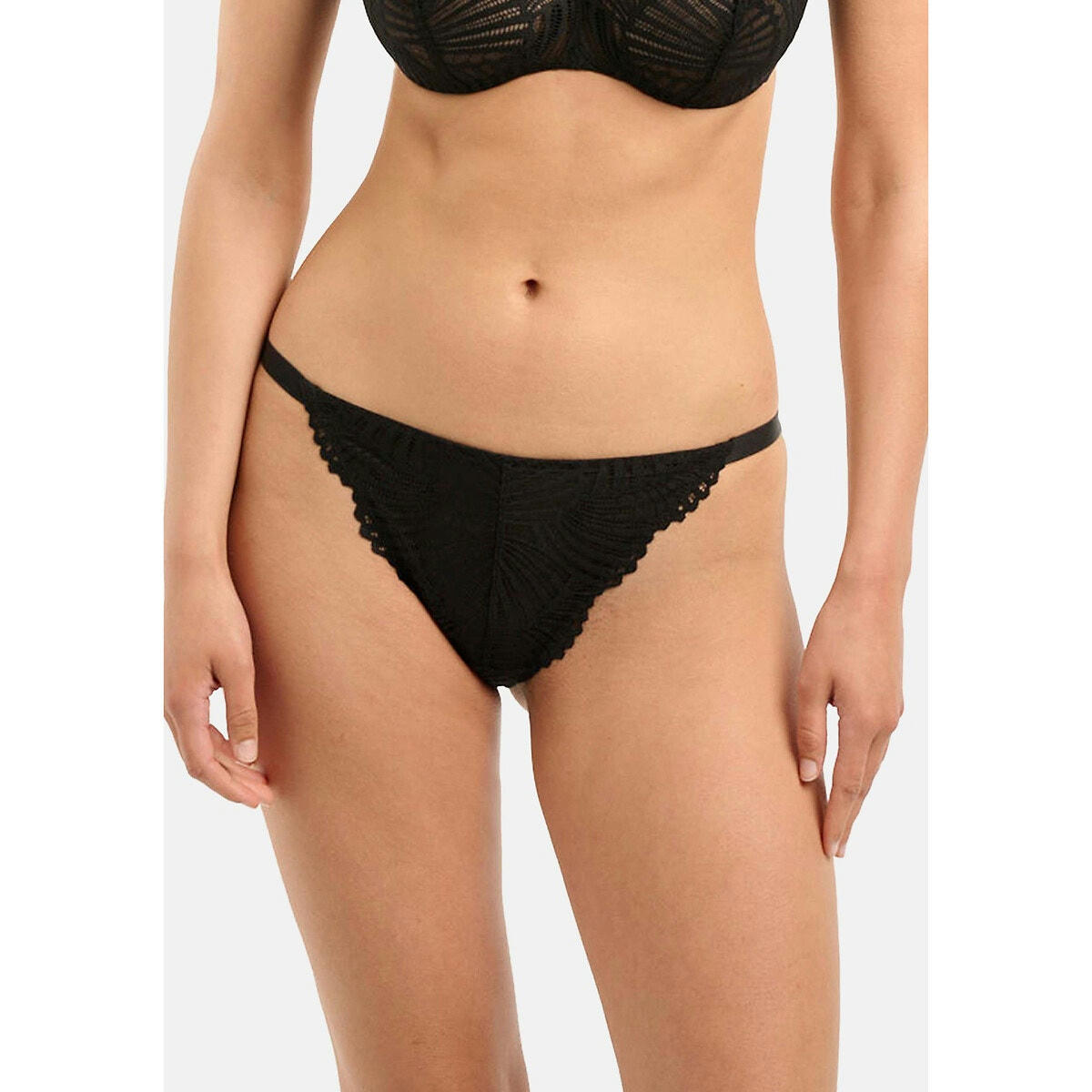 Slip en dentelle Alizée