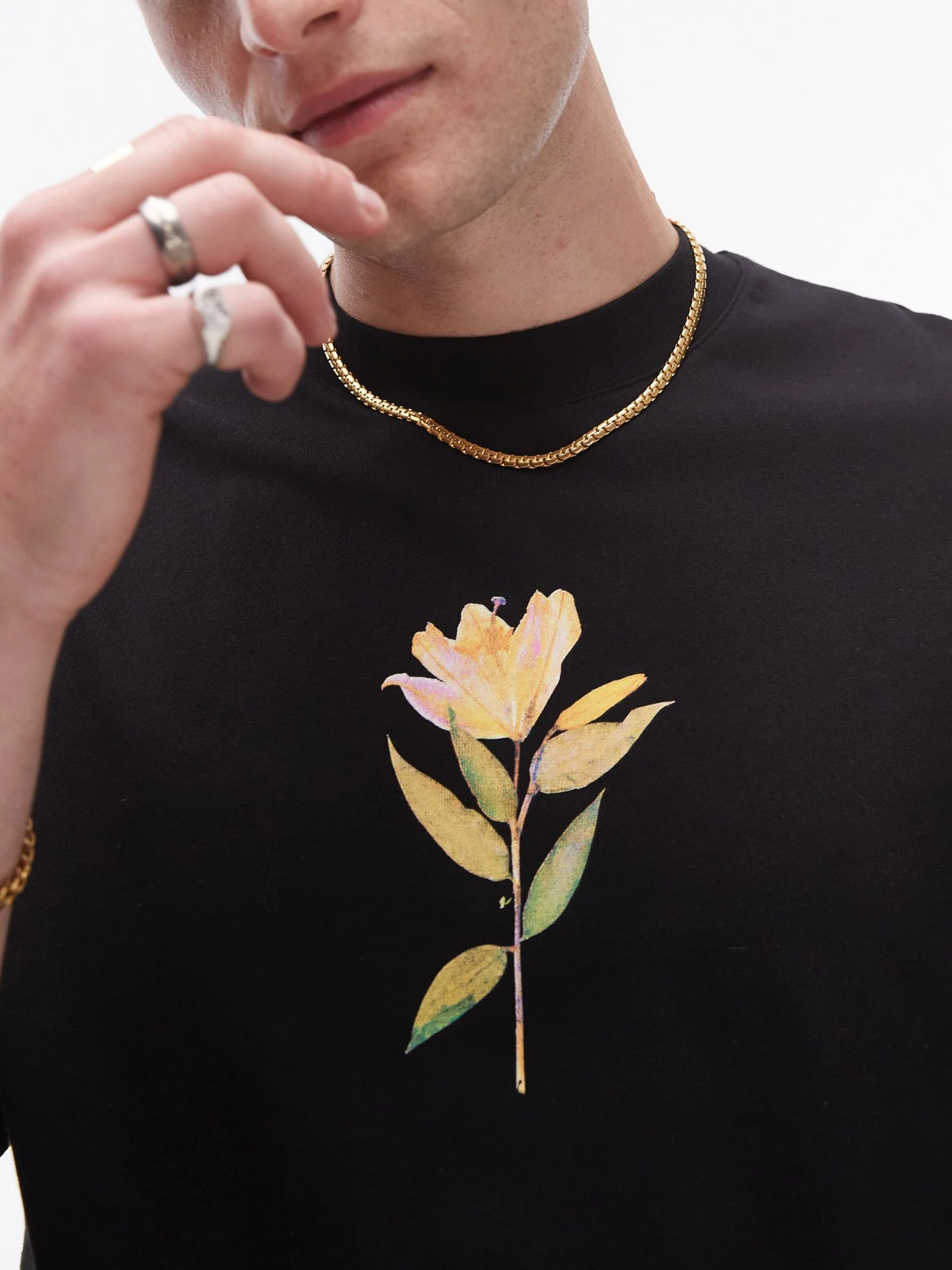 Premium Oversized T-Shirt with Lily Print