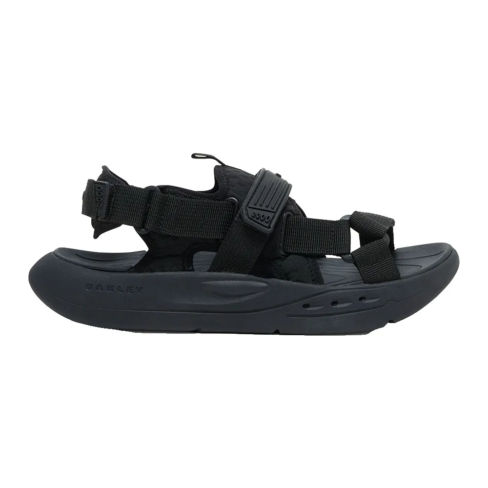 Oakley Studio sandals