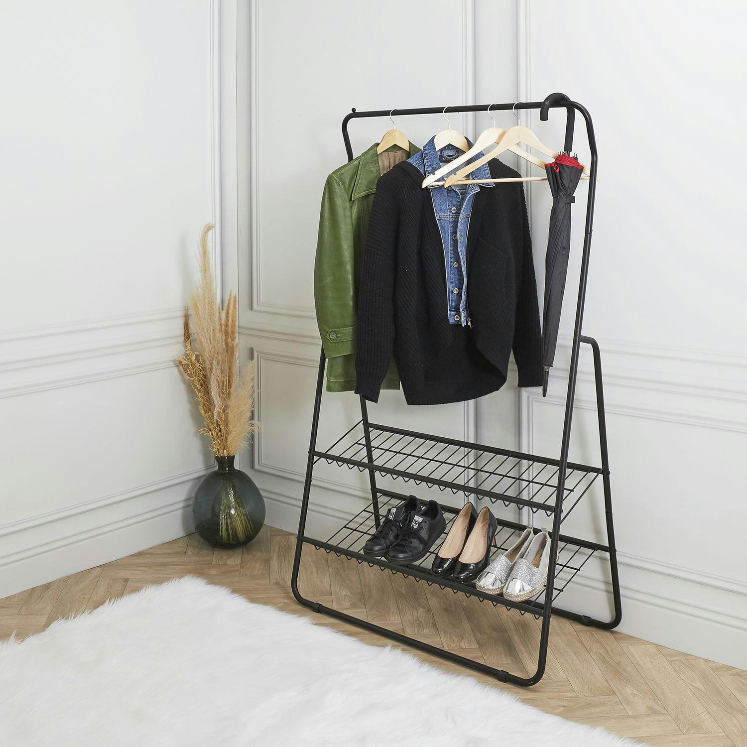 - Portant pour vêtement en métal noir