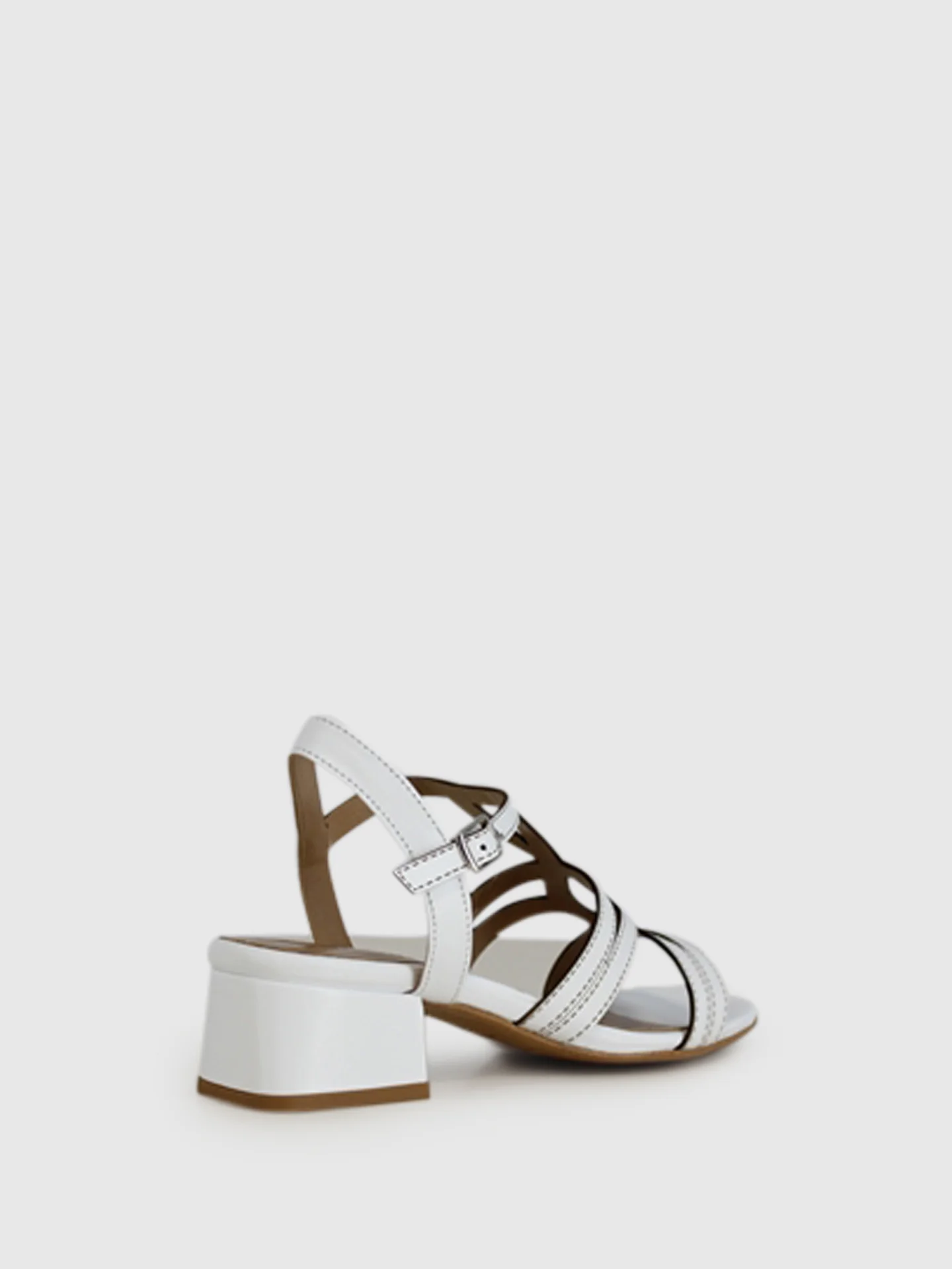 Sandálias com Tira no Tornozelo em Branco