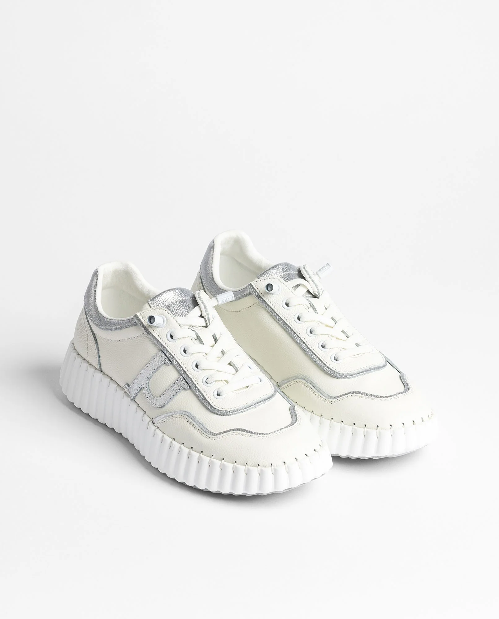 Sneaker VANNA-105 plateado